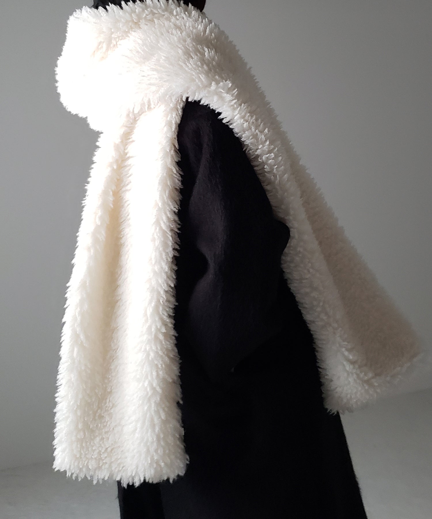 ボリュームフラッフィーシャギーボアマフラー / volume fluffy shaggy boa muffler