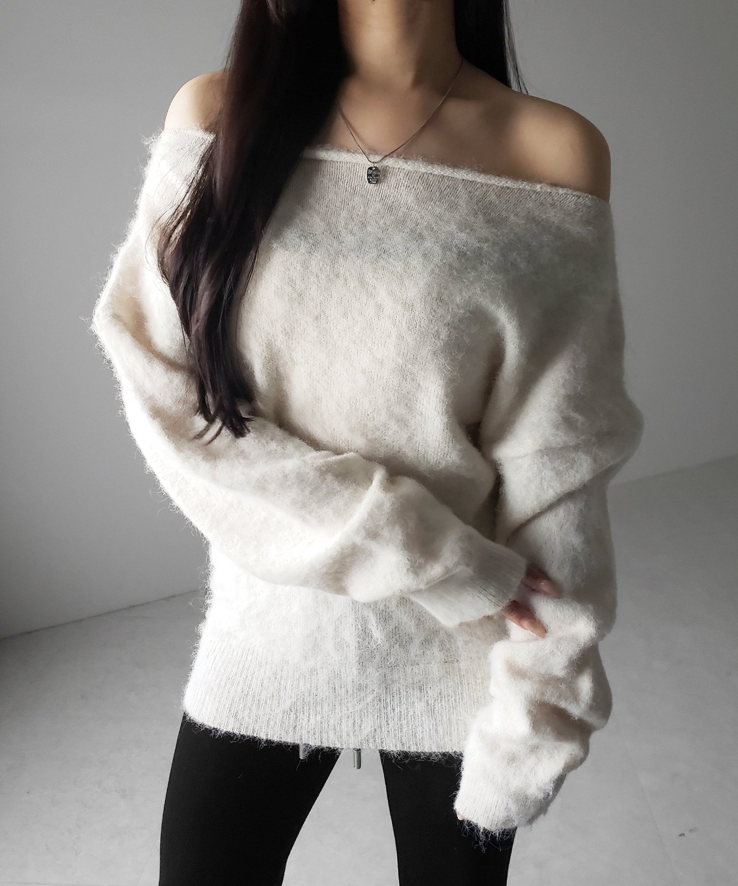 オフショルダーレディニットミニワンピース / off shoulder lady knit mini onepiece