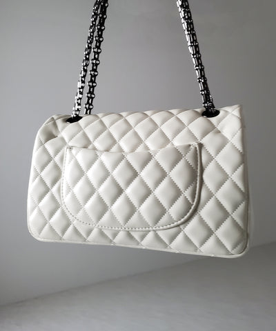 キルティングチェーンスクエアショルダーバッグ / quilting chain square shoulder bag