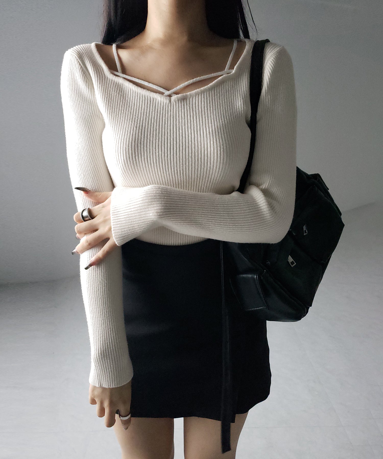 クロスラインストラップデザインリブニット