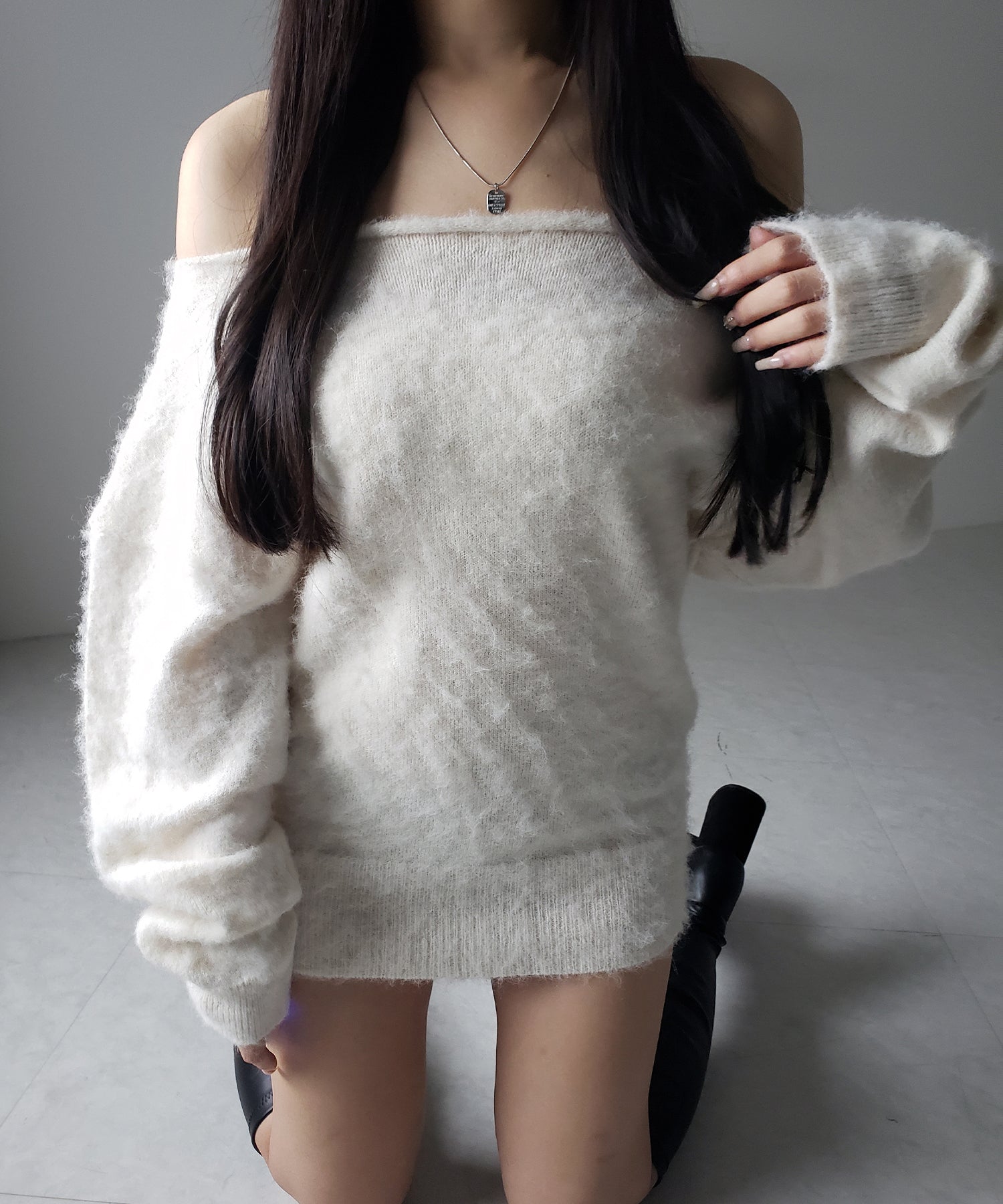 オフショルダーレディニットミニワンピース / off shoulder lady knit mini onepiece
