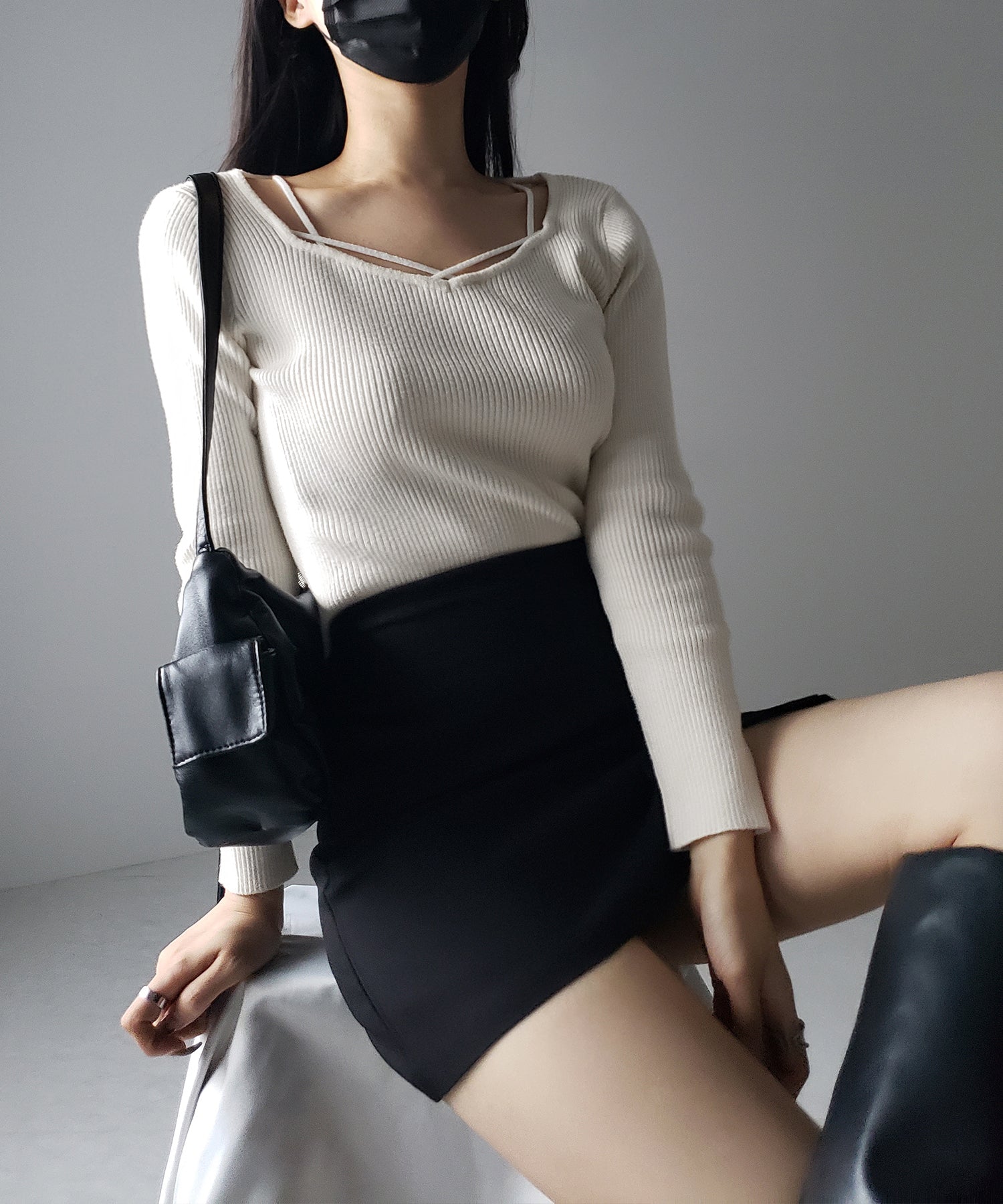 クロスラインストラップデザインリブニット