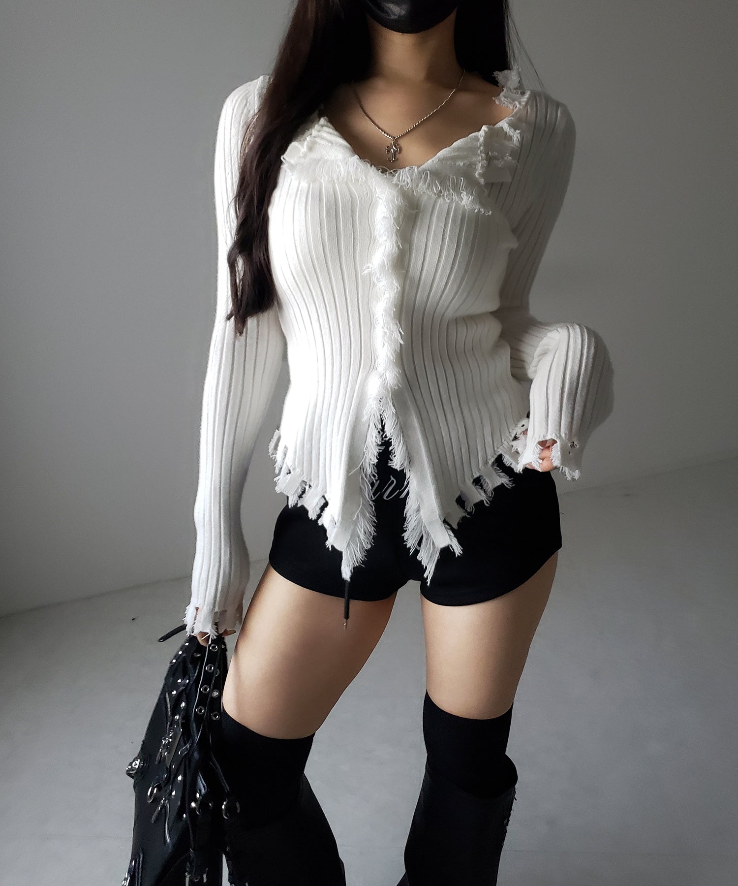 ダメージフリンジリブニットスリムカーディガン / damage fringe rib knit slim cardigan