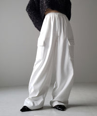 S / WHITE