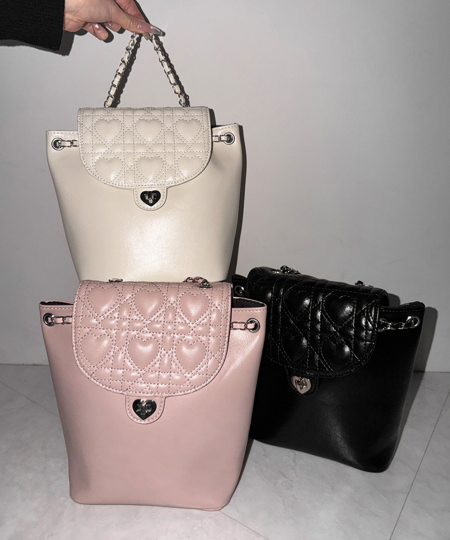 ハートキルティングチェーンミニリュック / heart quilted chain mini backpack