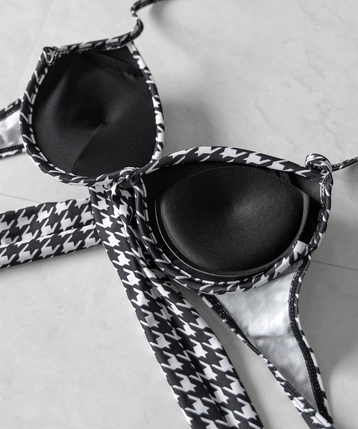 【 レディース水着/2点セット 】千鳥格子柄クロスウエストリボンハイウエストビキニ / houndstooth pattern cross waist ribbon high waist bikini