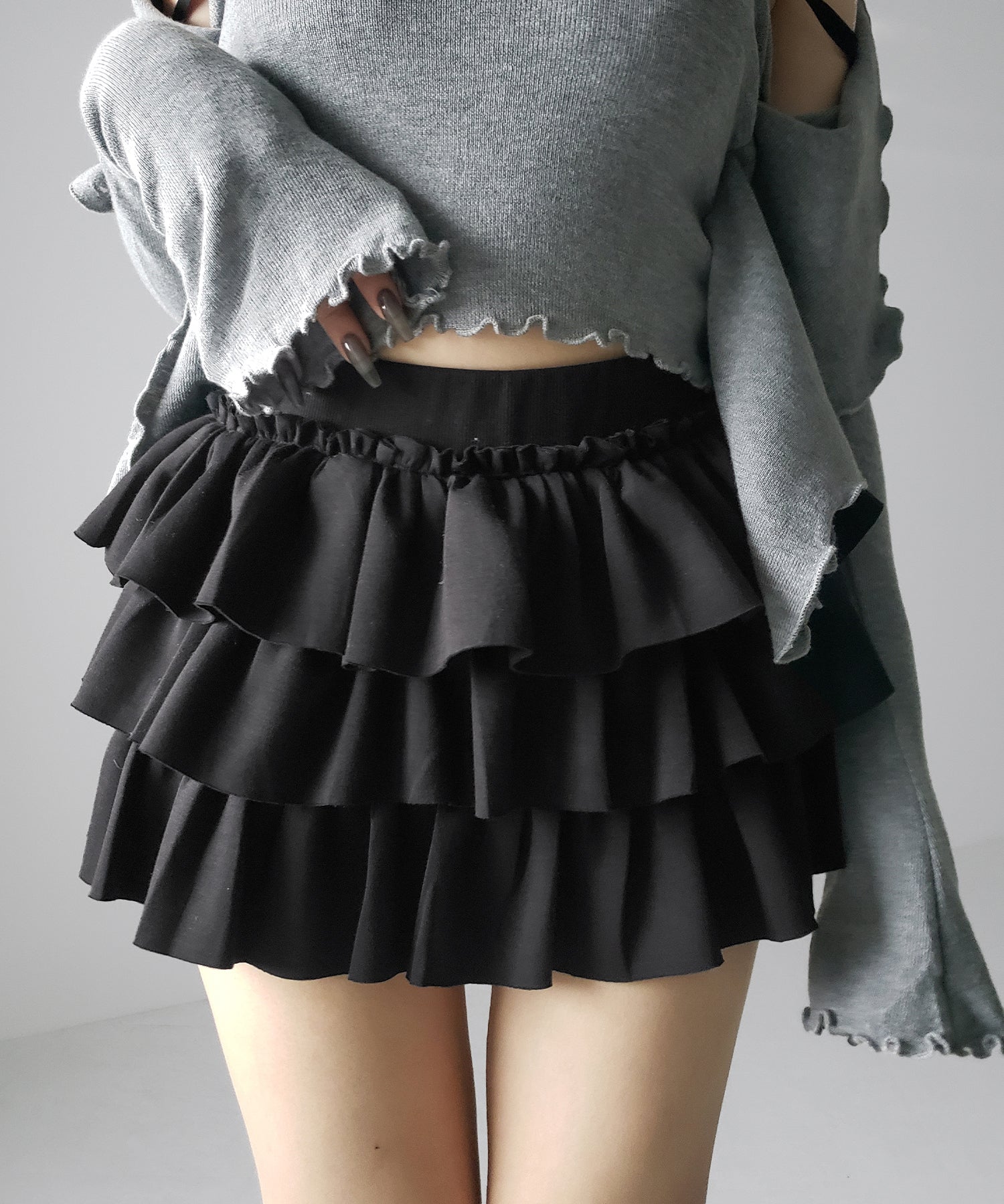 ティアードフリルカットソーミニスカート / tiered frill cut and sew mini skirt