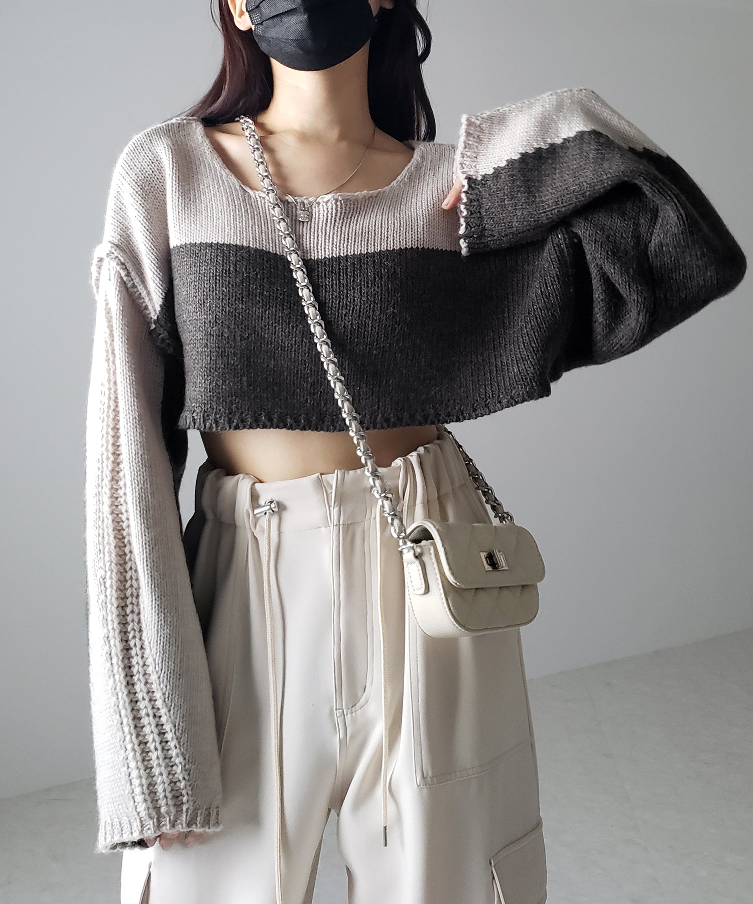 【 ワンショルにもできる 2WAY 】バイカラーデザインブロッキングショートニット