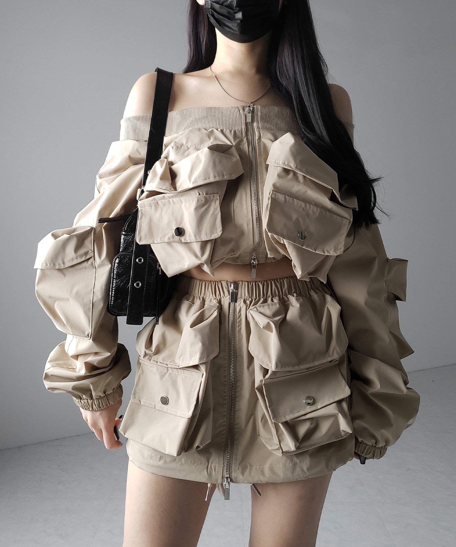 【 セットアップ 】アウトポケットオフショルカーゴブルゾン & ダブルジップカーゴミニスカート SET / out pocket off shoulder cargo blouson & double zip cargo mini skirt SET