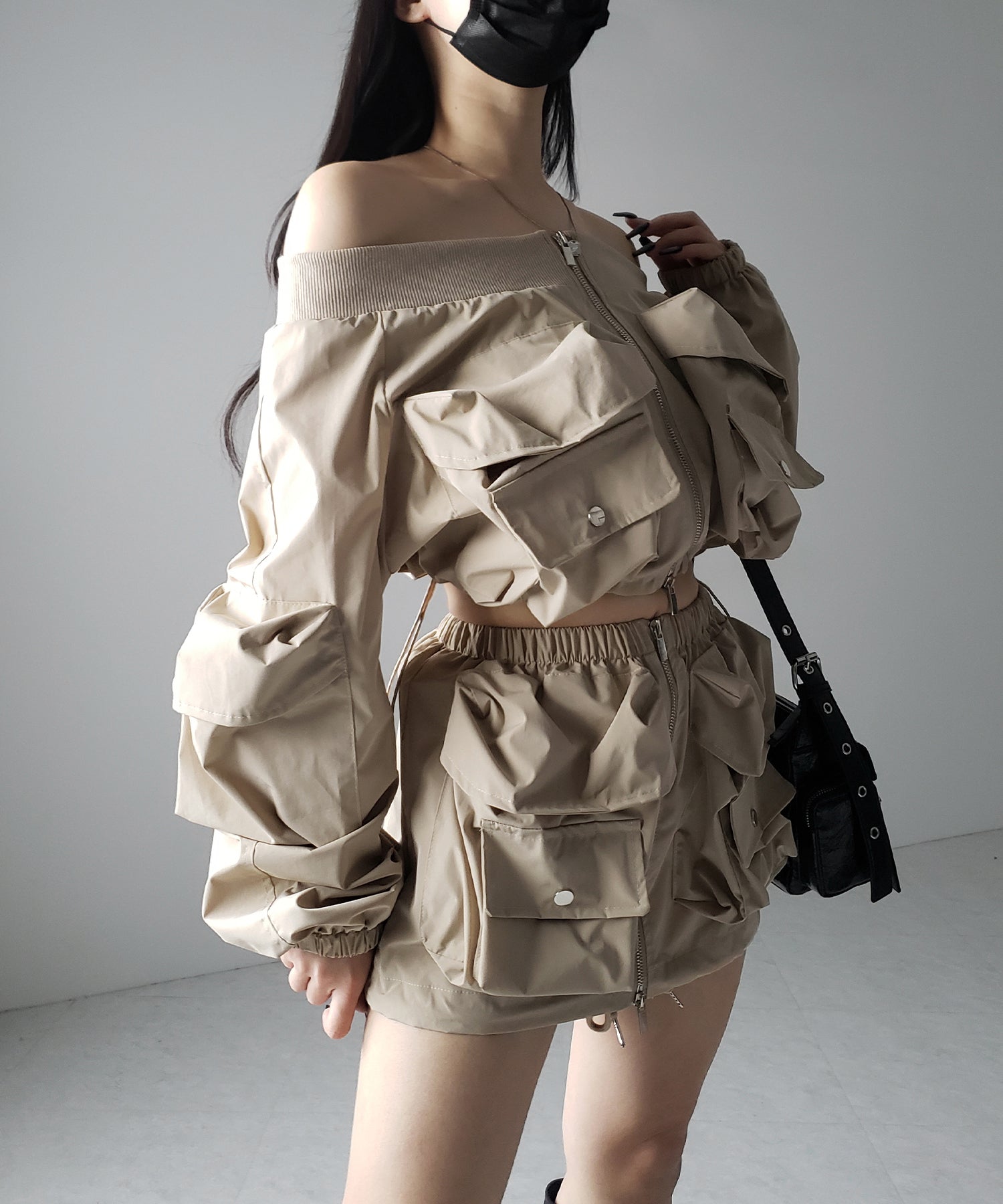【 セットアップ 】アウトポケットオフショルカーゴブルゾン & ダブルジップカーゴミニスカート SET / out pocket off shoulder cargo blouson & double zip cargo mini skirt SET