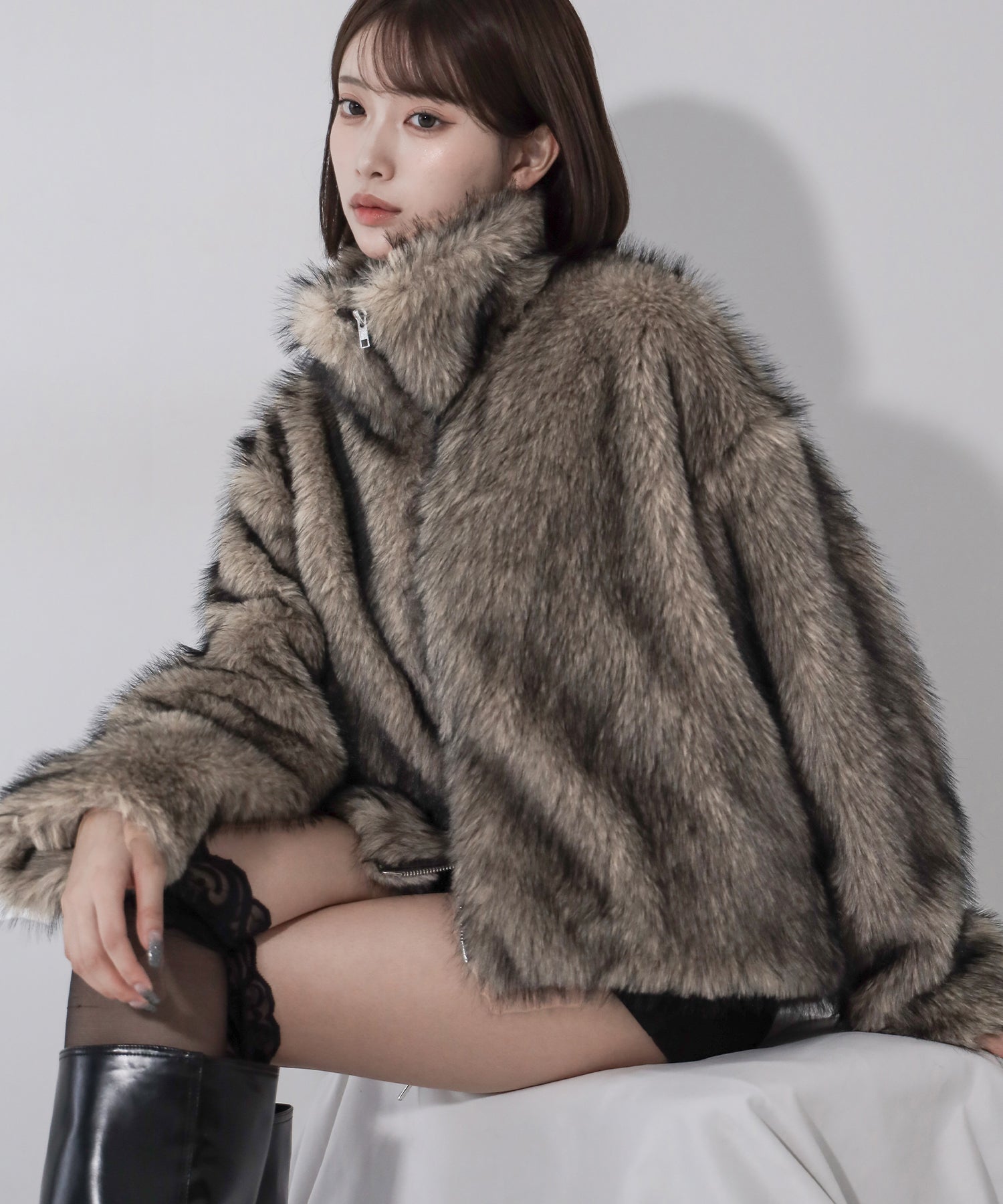 ダブルジップスタンドカラーミックスファージャケット / double zip stand collar mix fur jacket