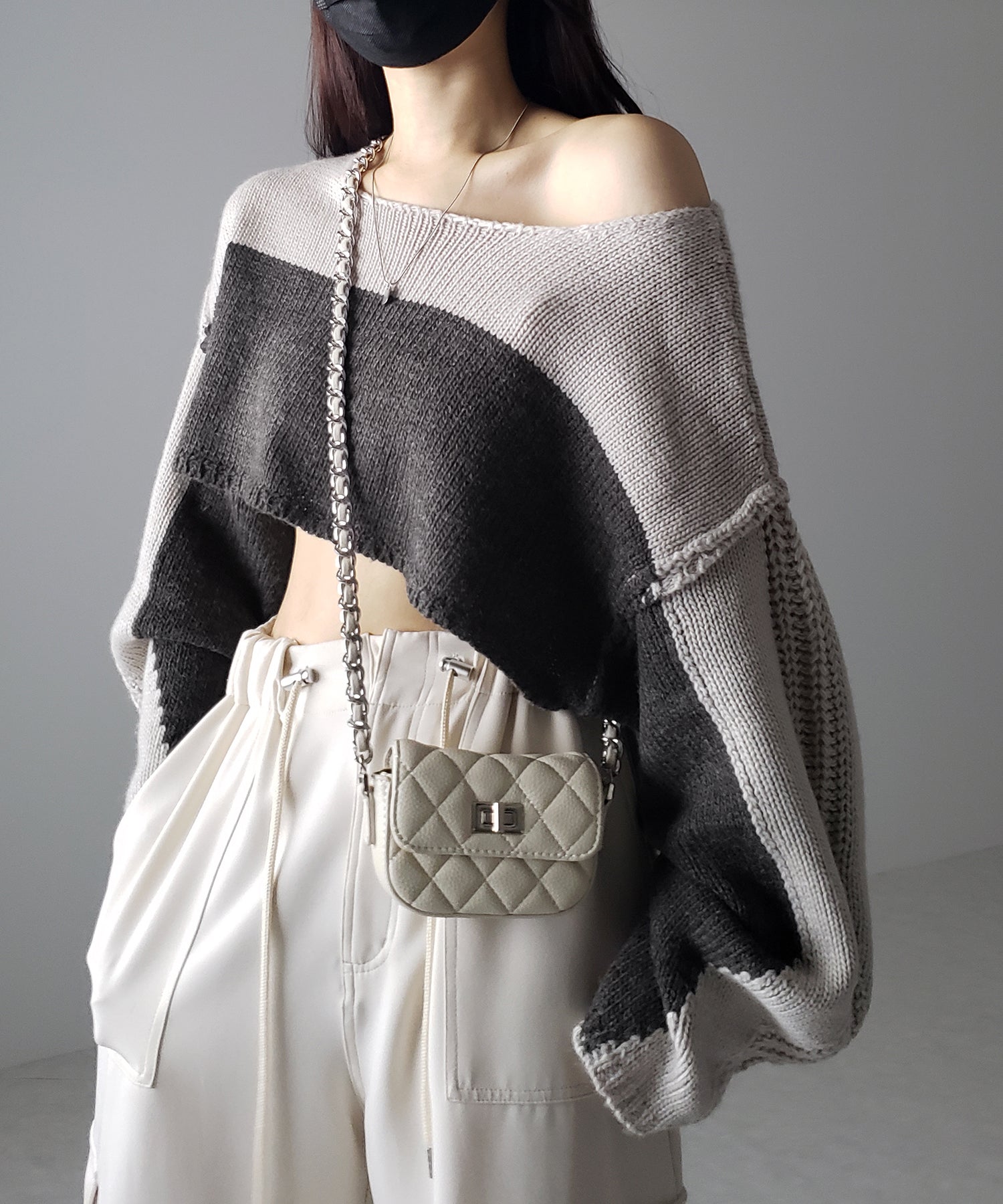 【 ワンショルにもできる 2WAY 】バイカラーデザインブロッキングショートニット