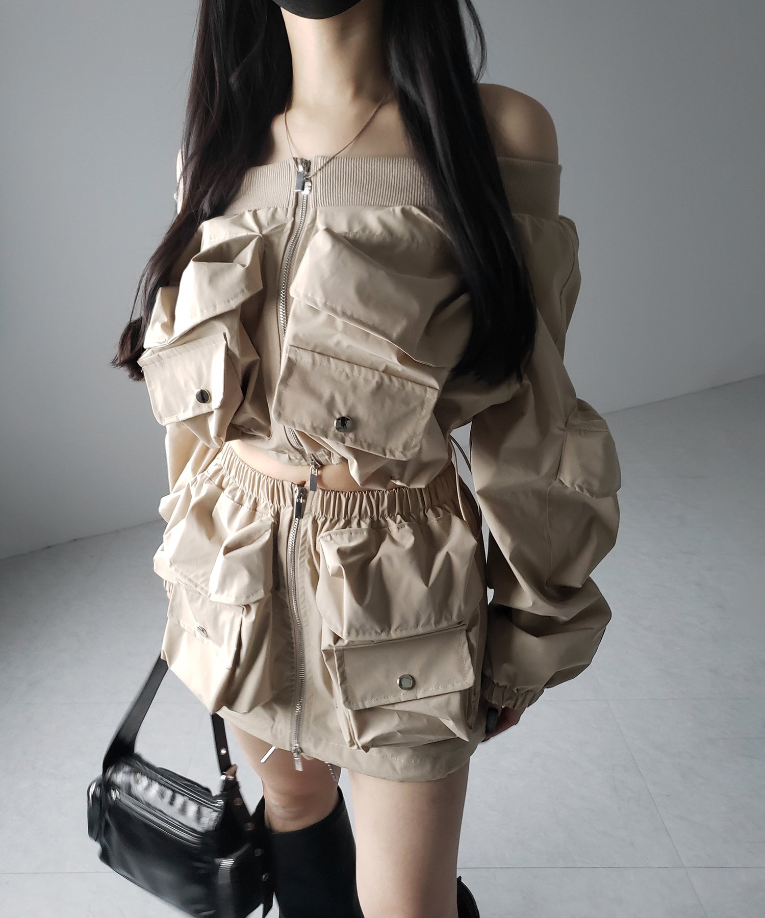 【 セットアップ 】アウトポケットオフショルカーゴブルゾン & ダブルジップカーゴミニスカート SET / out pocket off shoulder cargo blouson & double zip cargo mini skirt SET