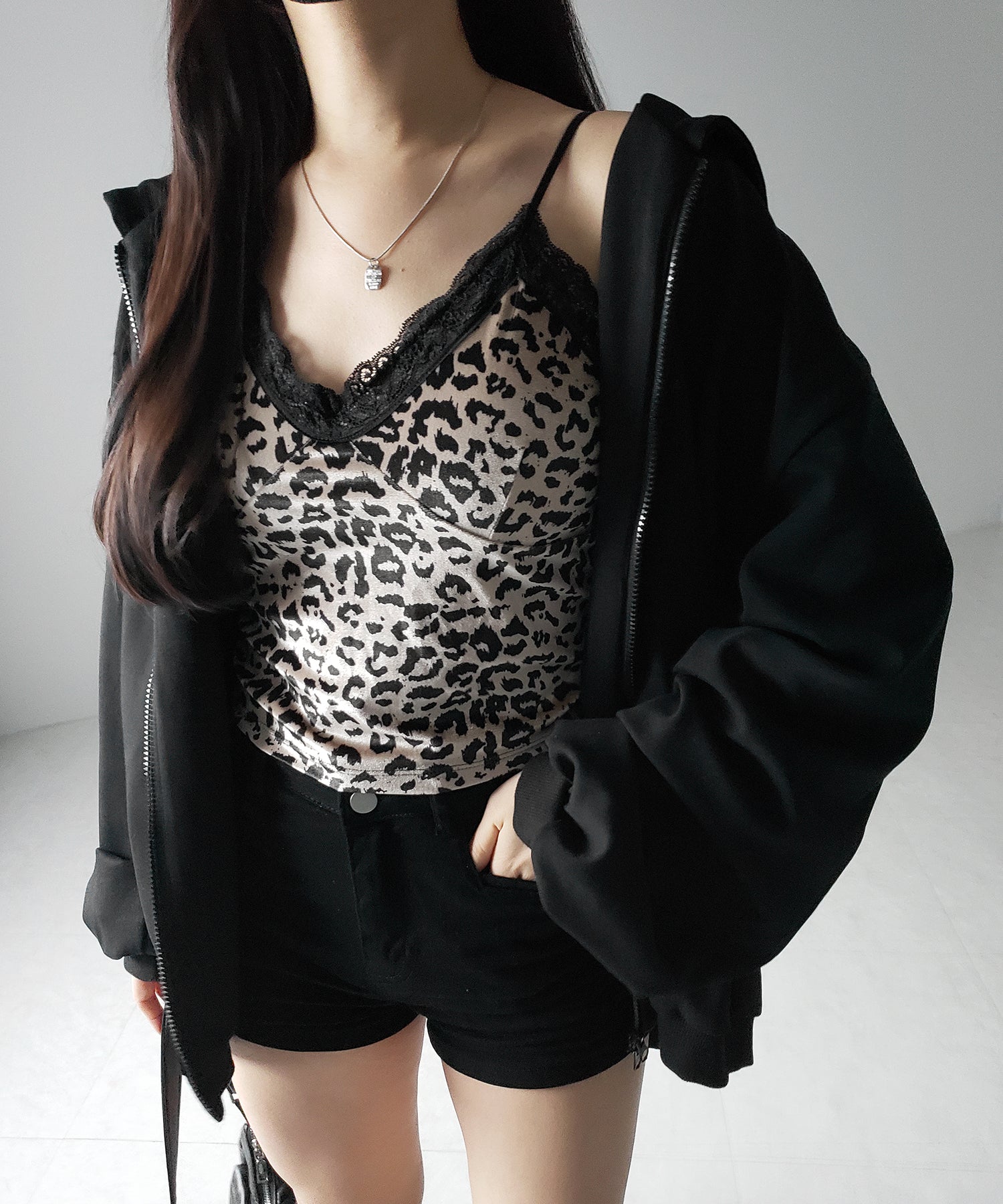 【 カップ付き 】レオパードベロアレースキャミビスチェ / reopard velor lace camisole bustier