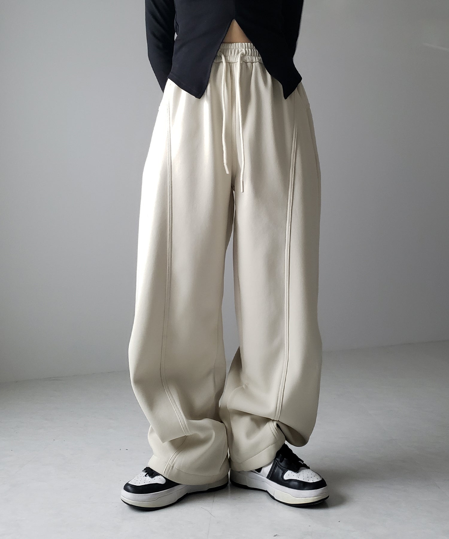 【 裏起毛 】カーブラインサイドタックワイドスウェットパンツ