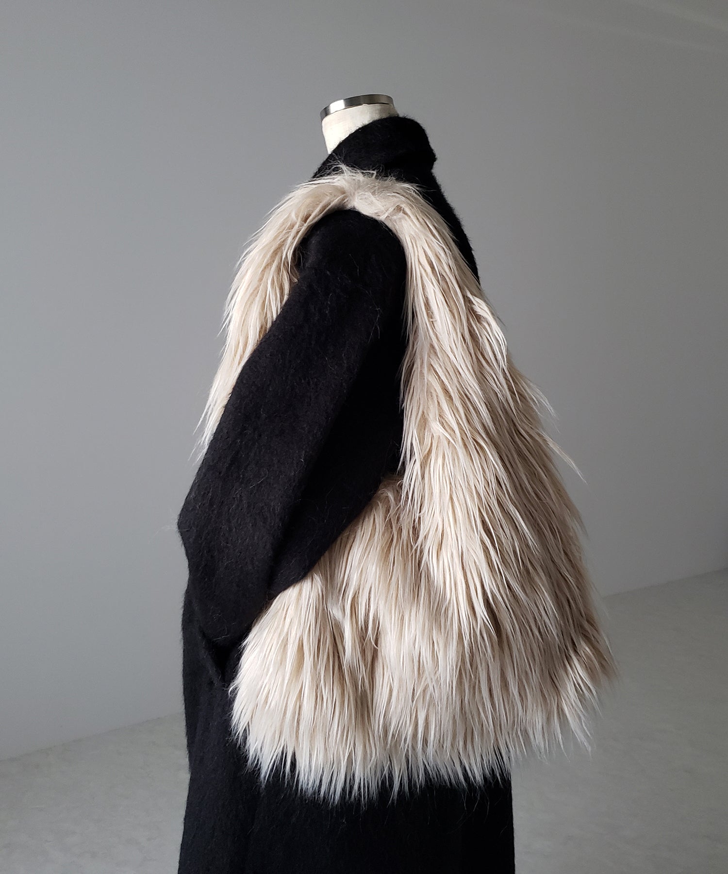 【 5color 】シャギーファーワンハンドルショルダーバッグ / shaggy fur onehandle shoulder bag