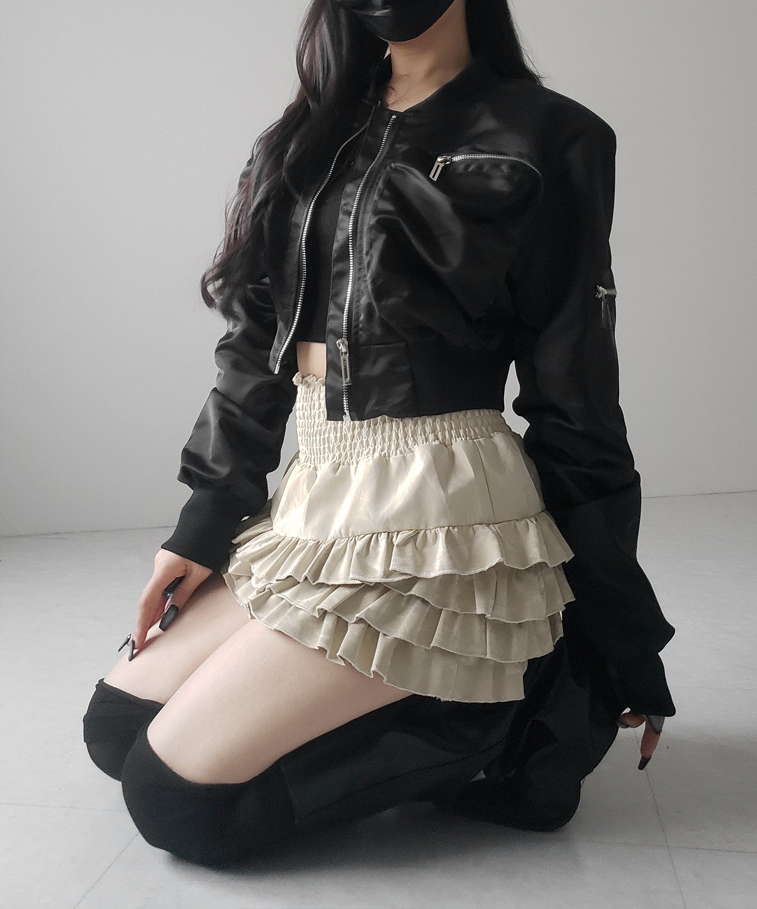 【 インナーパンツ裏地付 】ハイウエストシャーリングフリルミニスカート / high waist shirring frill mini skirt