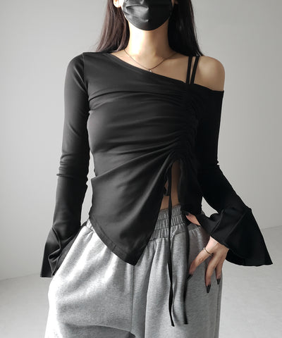 シャーリングリボンスリットワンショルダートップス / shirring ribbon slit one shoulder tops