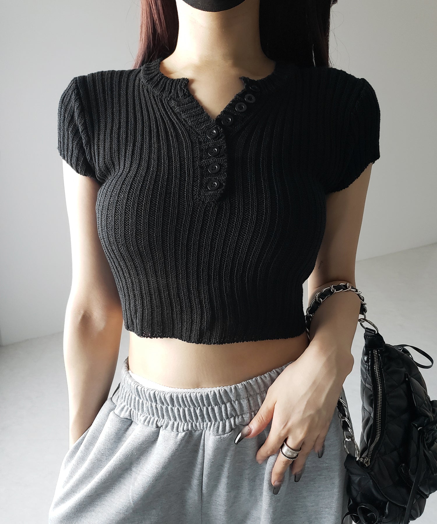 キーネックショートサマーリブニットトップス / Key neck short summer rib knit tops