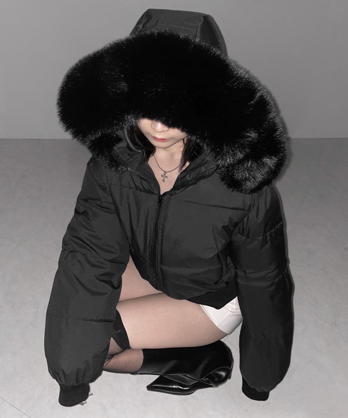【 フード取り外し可能2WAY 】フェイクファーフードショート中綿ジャケット / 2WAY fake fur hoodie short fake down jacket