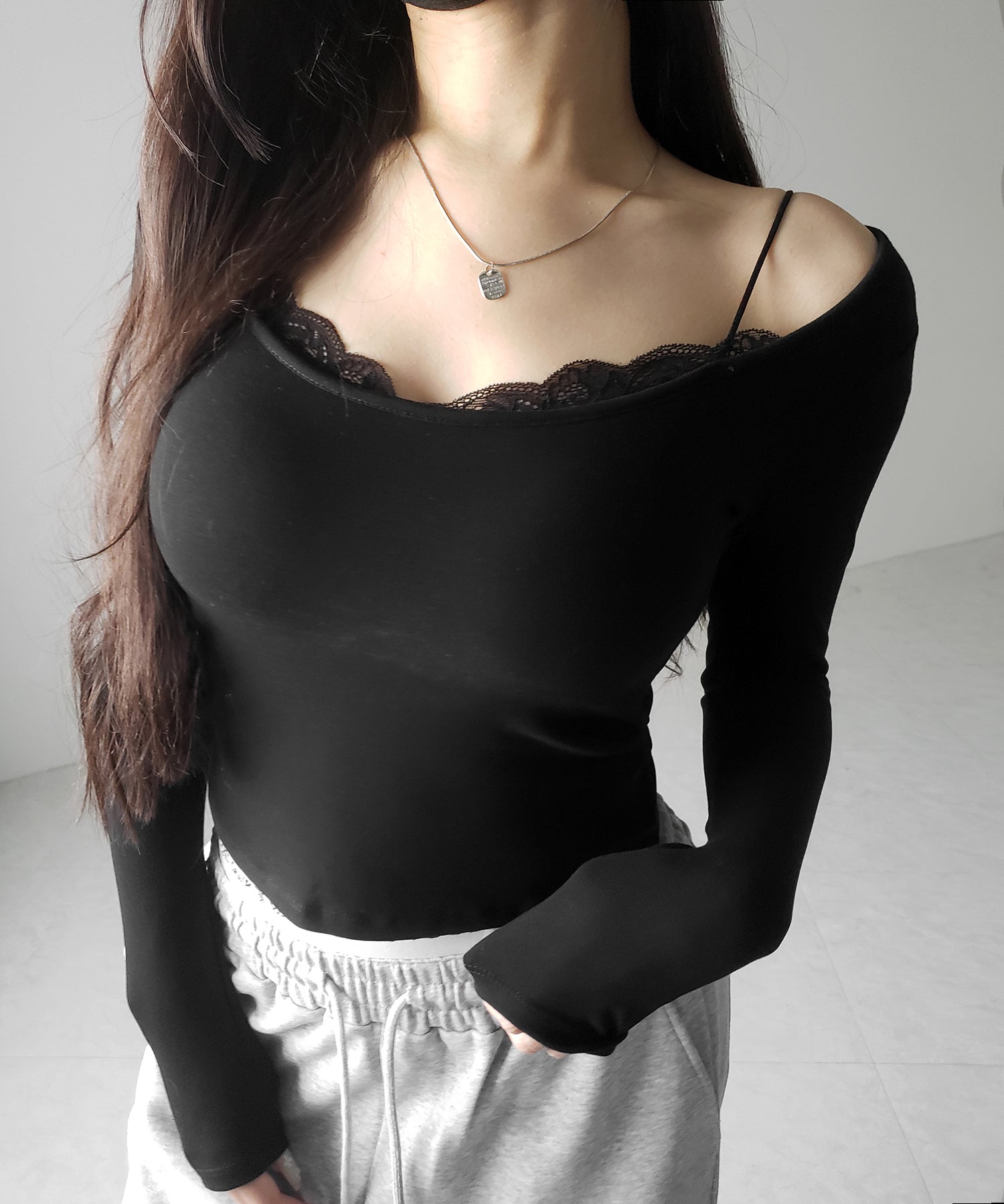 【 カップ付き 】裏起毛レースレイヤードぴちカットソートップス / urakimo square neck pichi cutsew tops