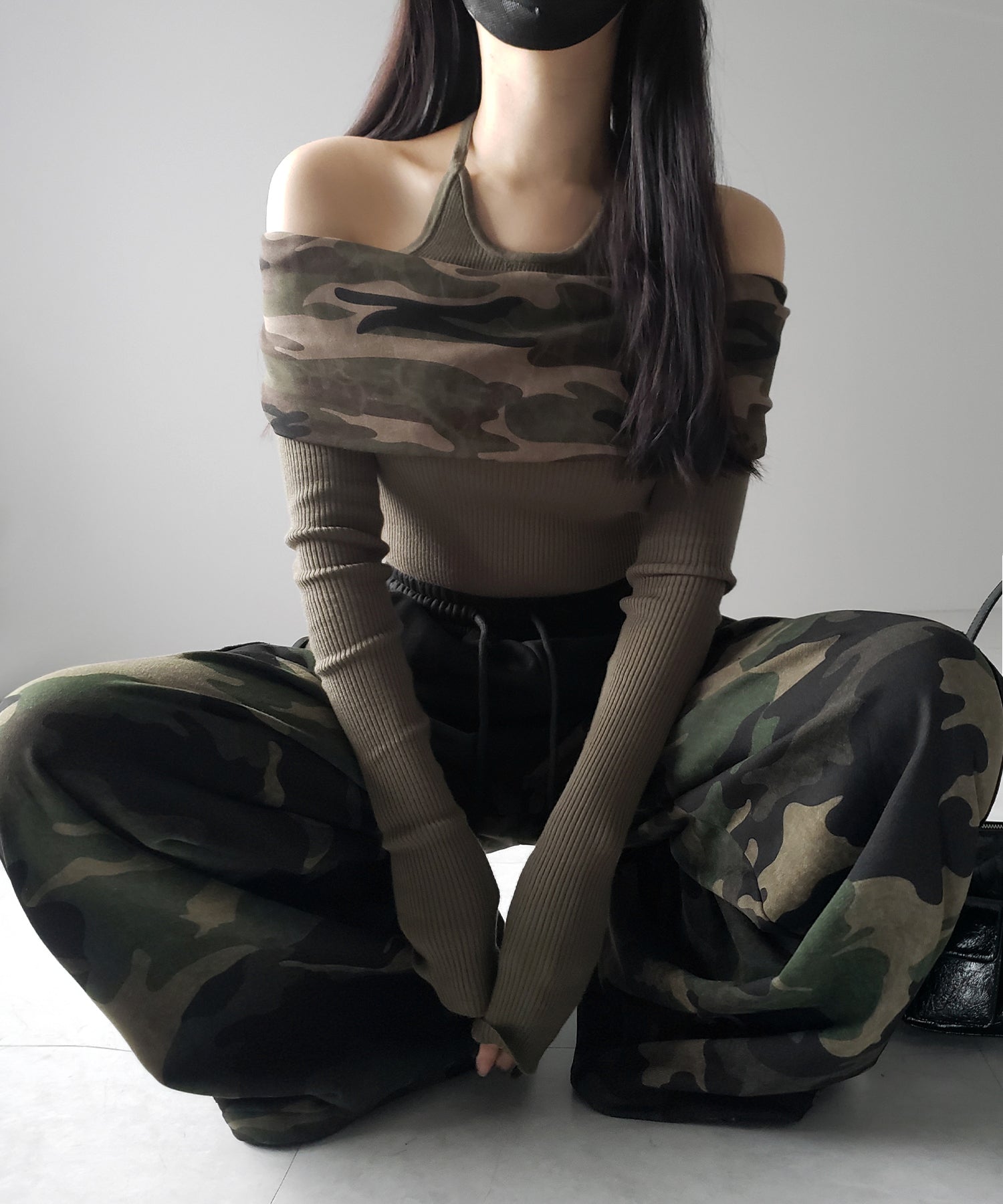 【 裾絞り可能2WAY 】カモフラドッキングミリタリーワイドスウェットパンツ / camouflage docking military wide sweat pants