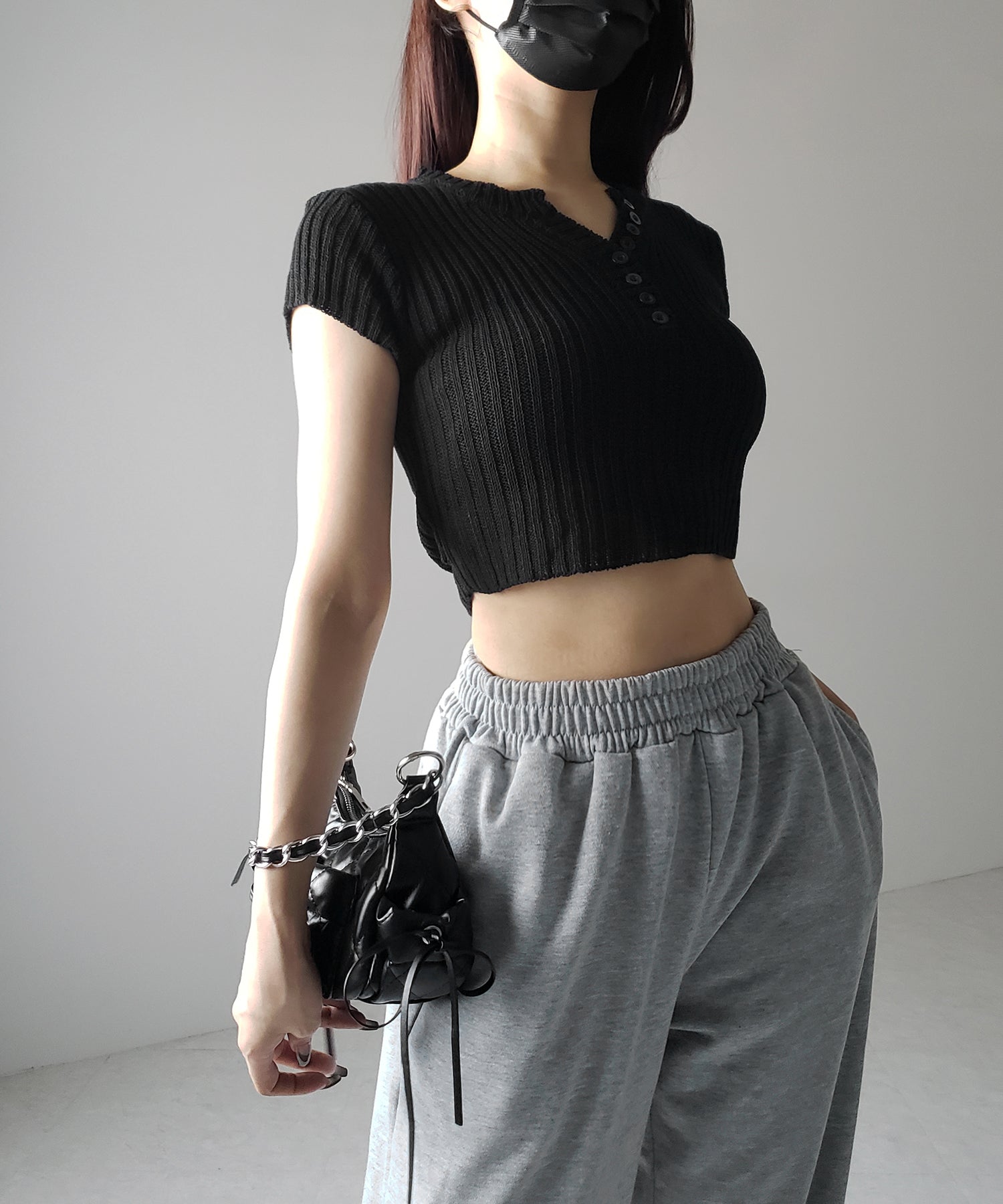 キーネックショートサマーリブニットトップス / Key neck short summer rib knit tops