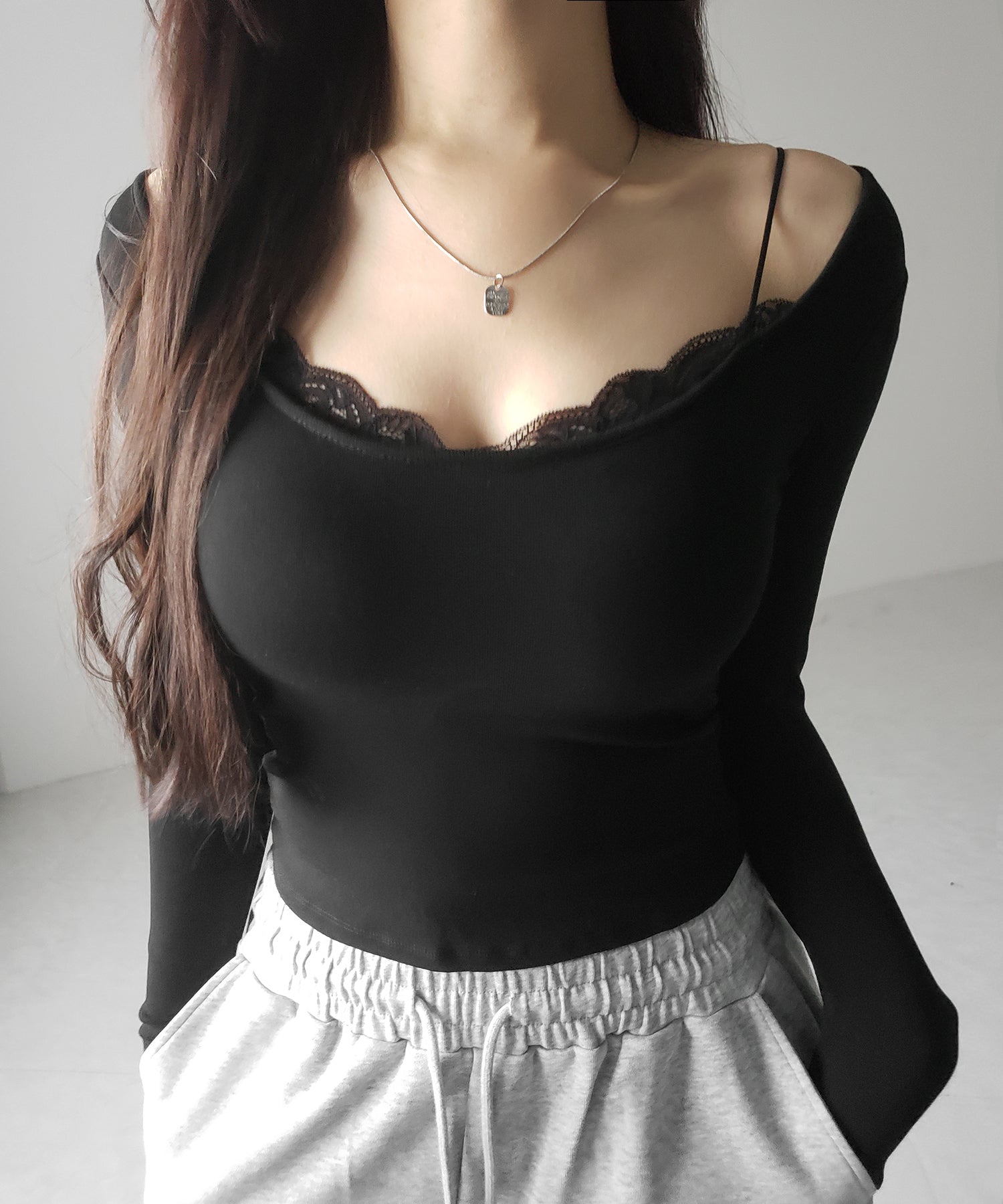 【 カップ付き 】裏起毛レースレイヤードぴちカットソートップス / urakimo square neck pichi cutsew tops