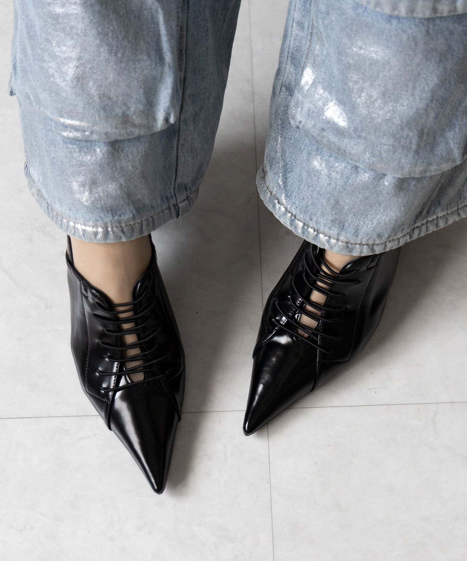 ポインテッドトゥレースアップスニーカーミュール / pointed toe lace up sneaker mules