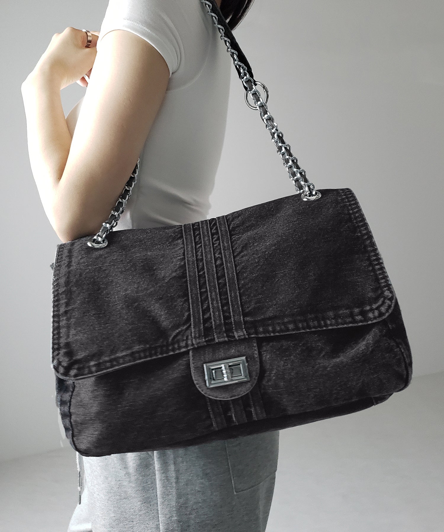 センターラインウォッシュデニムショルダーバッグ / centerline washed denim shoulder bag