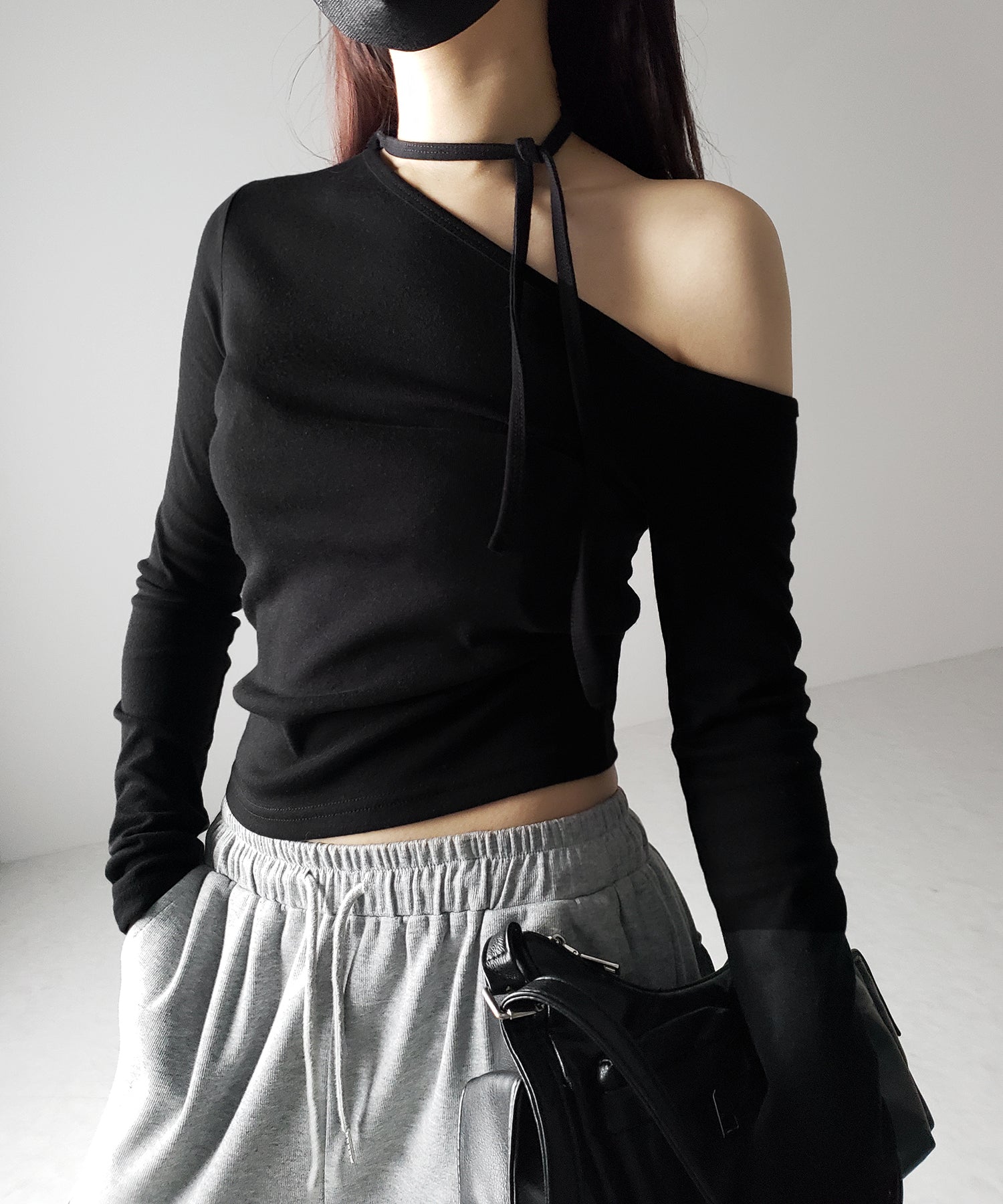 【 2WAY 】ストラップチョーカーリボンワンショルダーTシャツ