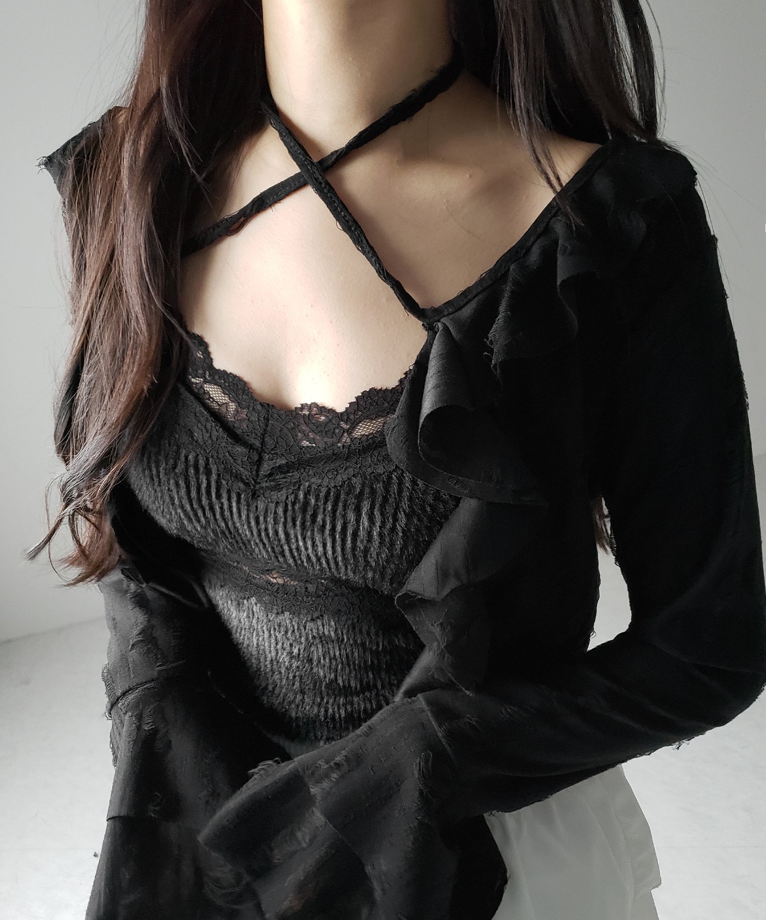 【 2color 】ダメージフリルショートリボンカーディガン / damage frill short ribbon cardigan