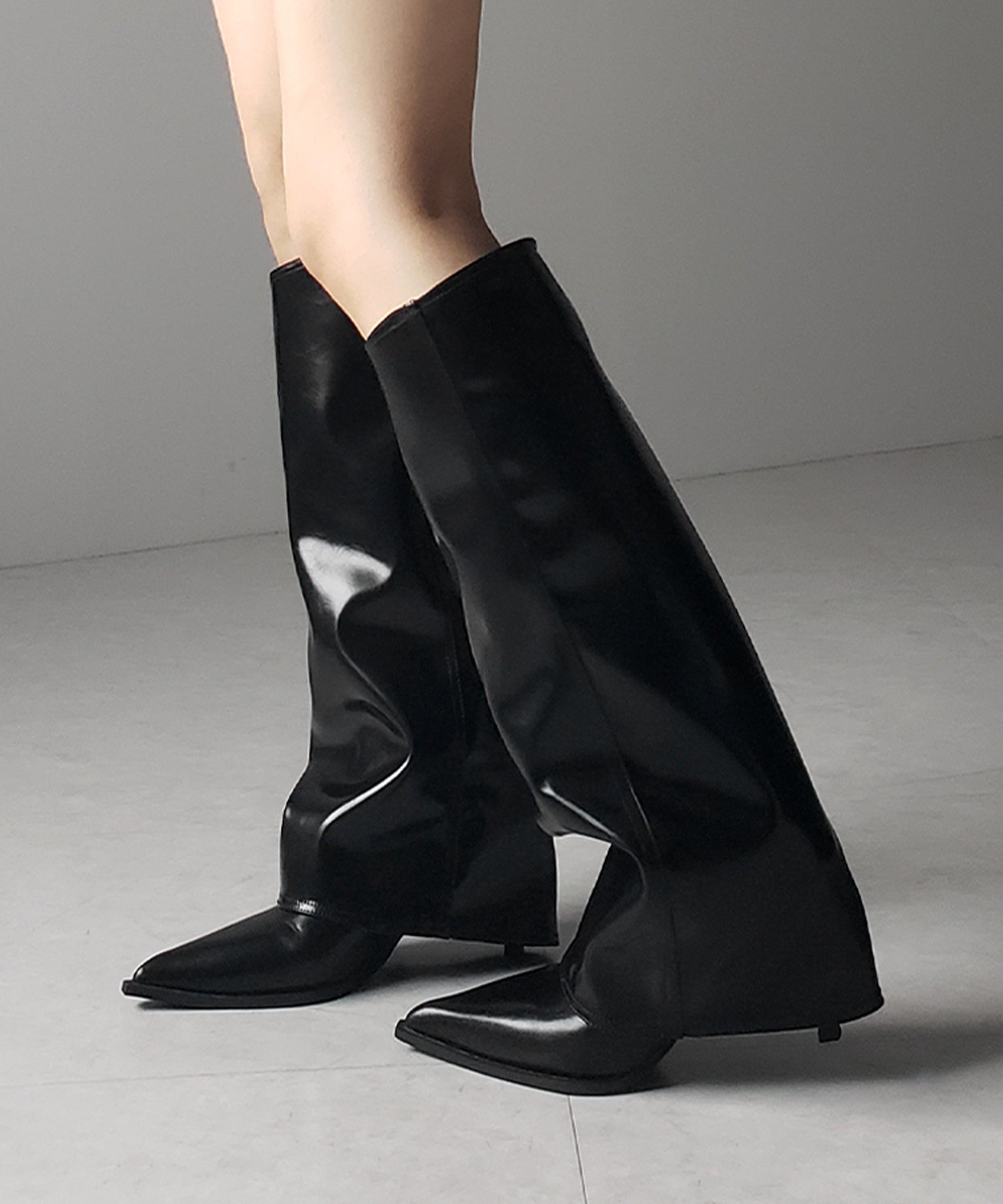 【 2color 】ポインテッドトゥフェイクレザーカバーロングブーツ / pointed toe fake leather covered long boots