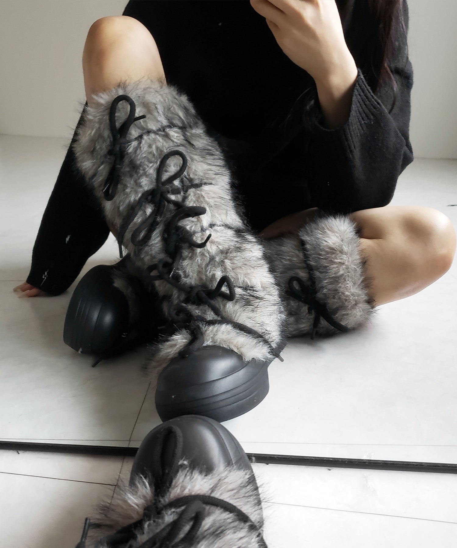 ボリュームフェイクファーレースアップロングブーツ / volume fake fur laceup long boots