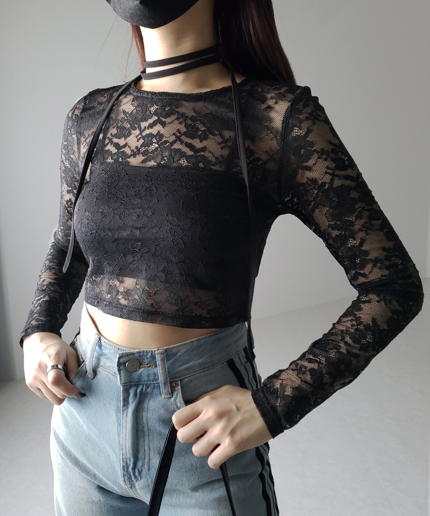 【 2color 】ストラップリボンショートレーストップス / strap ribbon short lace tops