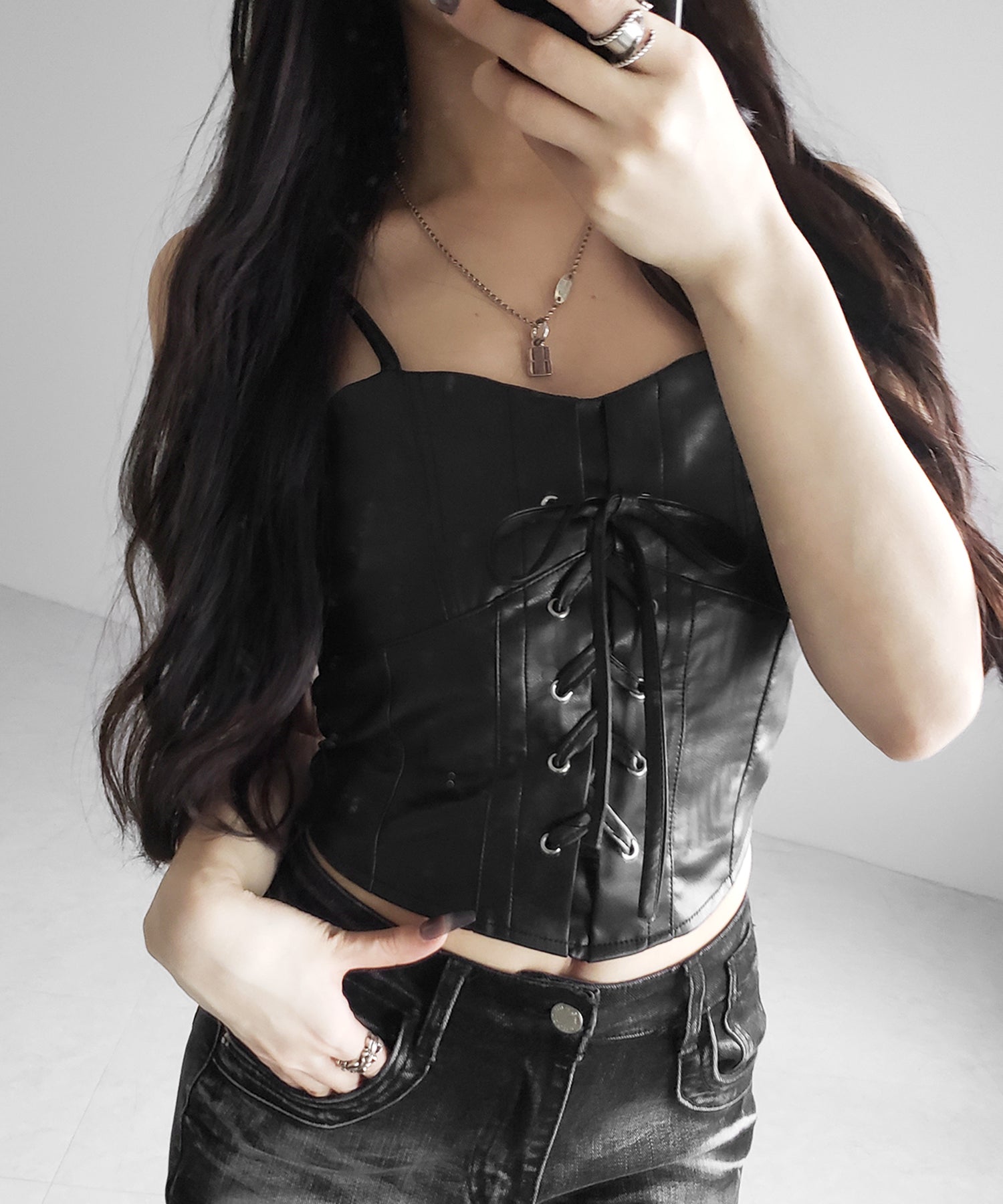 レースアップフロントリボンフェイクレザービスチェ / lace up front ribbon fake leather bustier