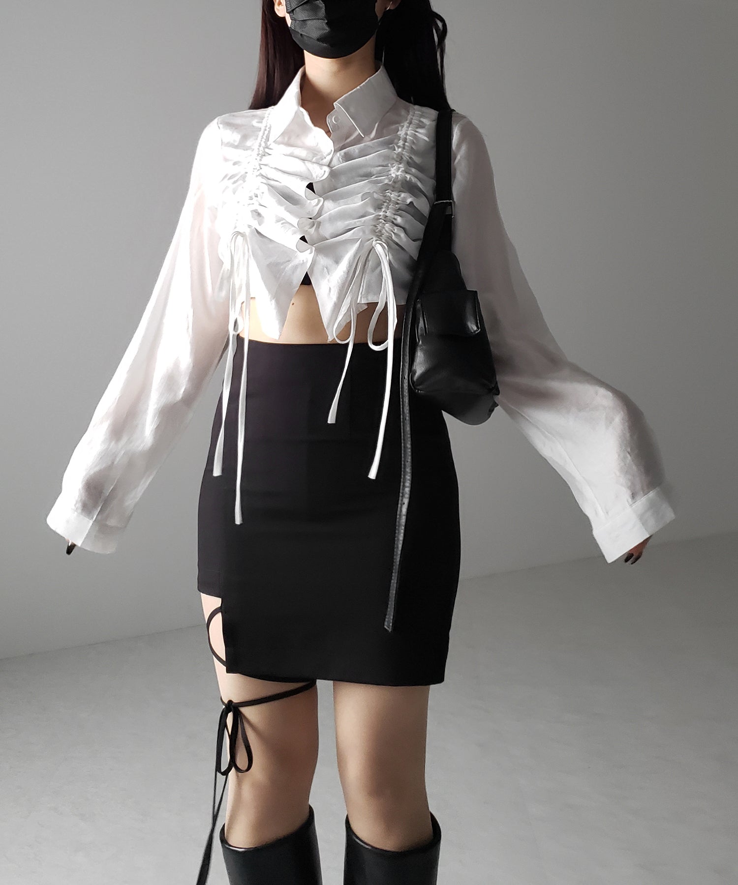 【 2color 】クロスストラップサイドリボンミニスカート / cross strap side ribbon mini skirt