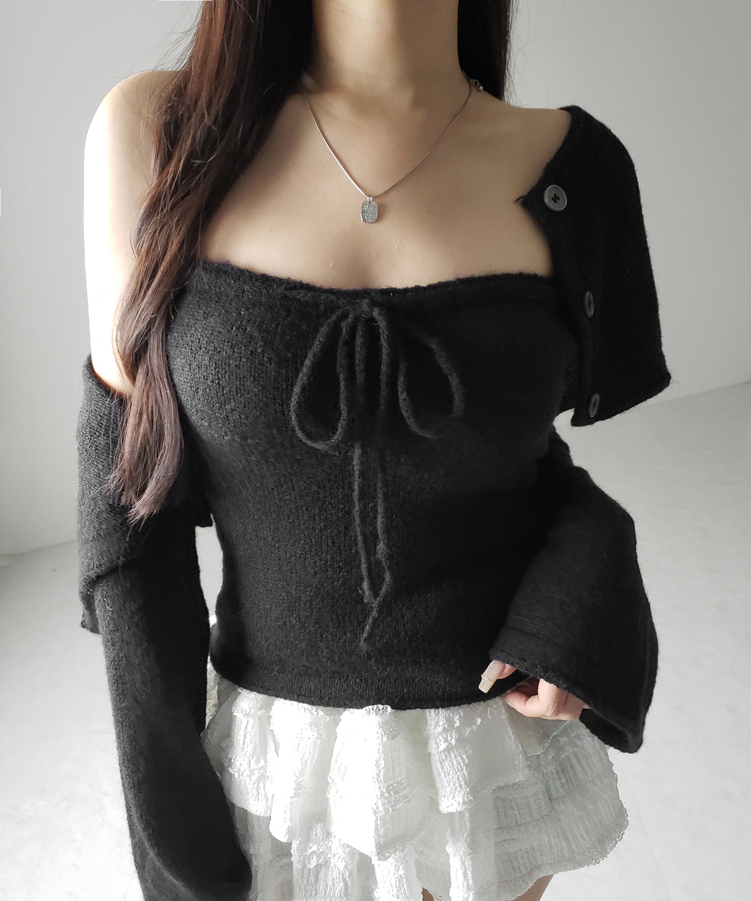 【 2点セット 】フロントリボンニットベアトップ + 長袖ショートカーディガン SET / front ribbon knit bare top + long sleeve short cardigan set