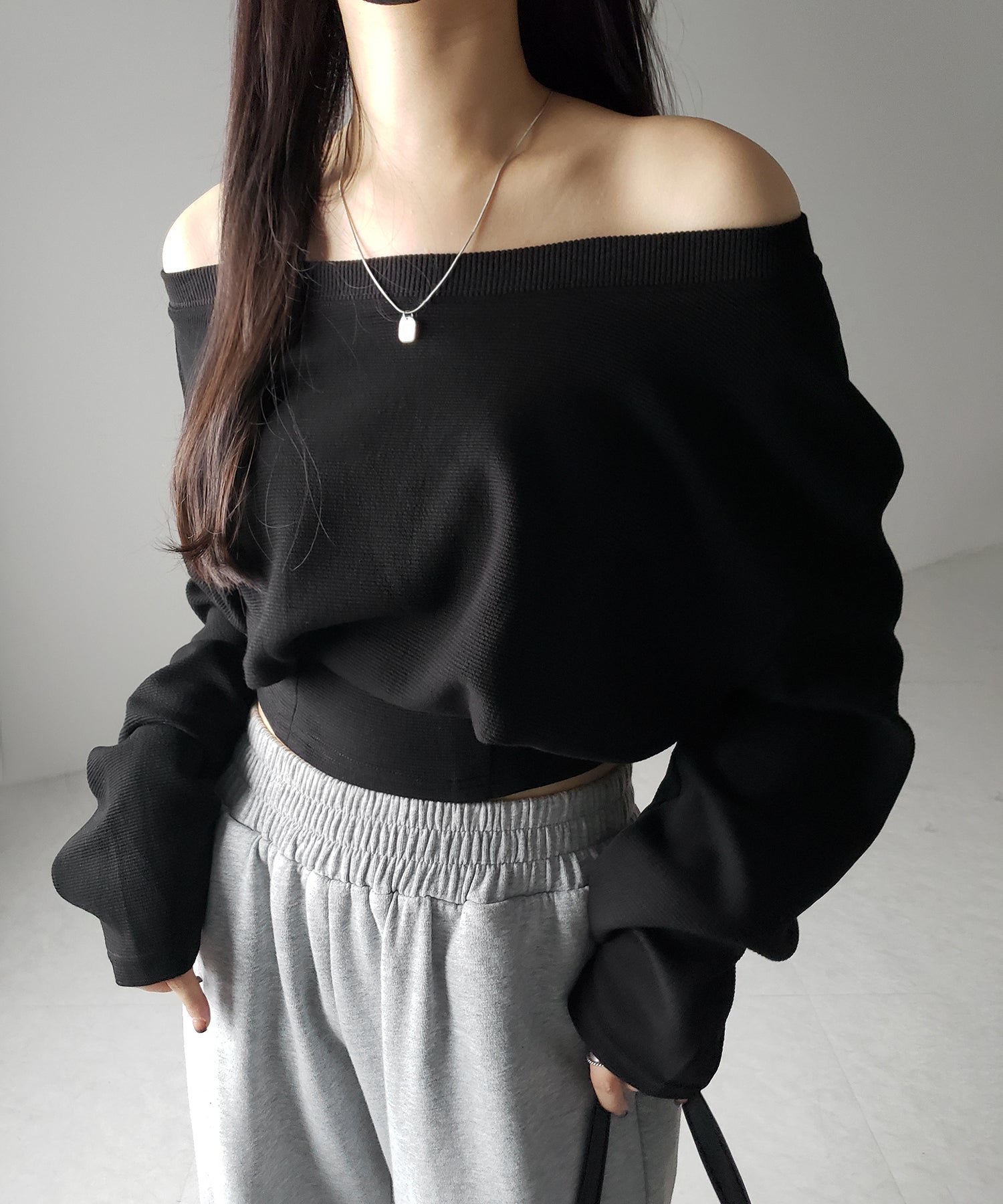 オフショルダーショートスウェットライクトップス / off shoulder short sweat like tops