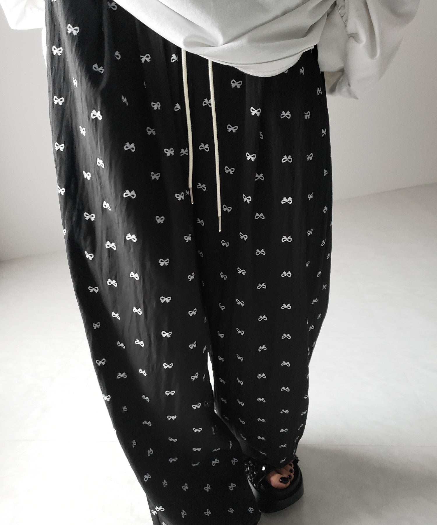 【 2color 】リボンプリントワイドイージーパンツ / ribbon print wide easy pants