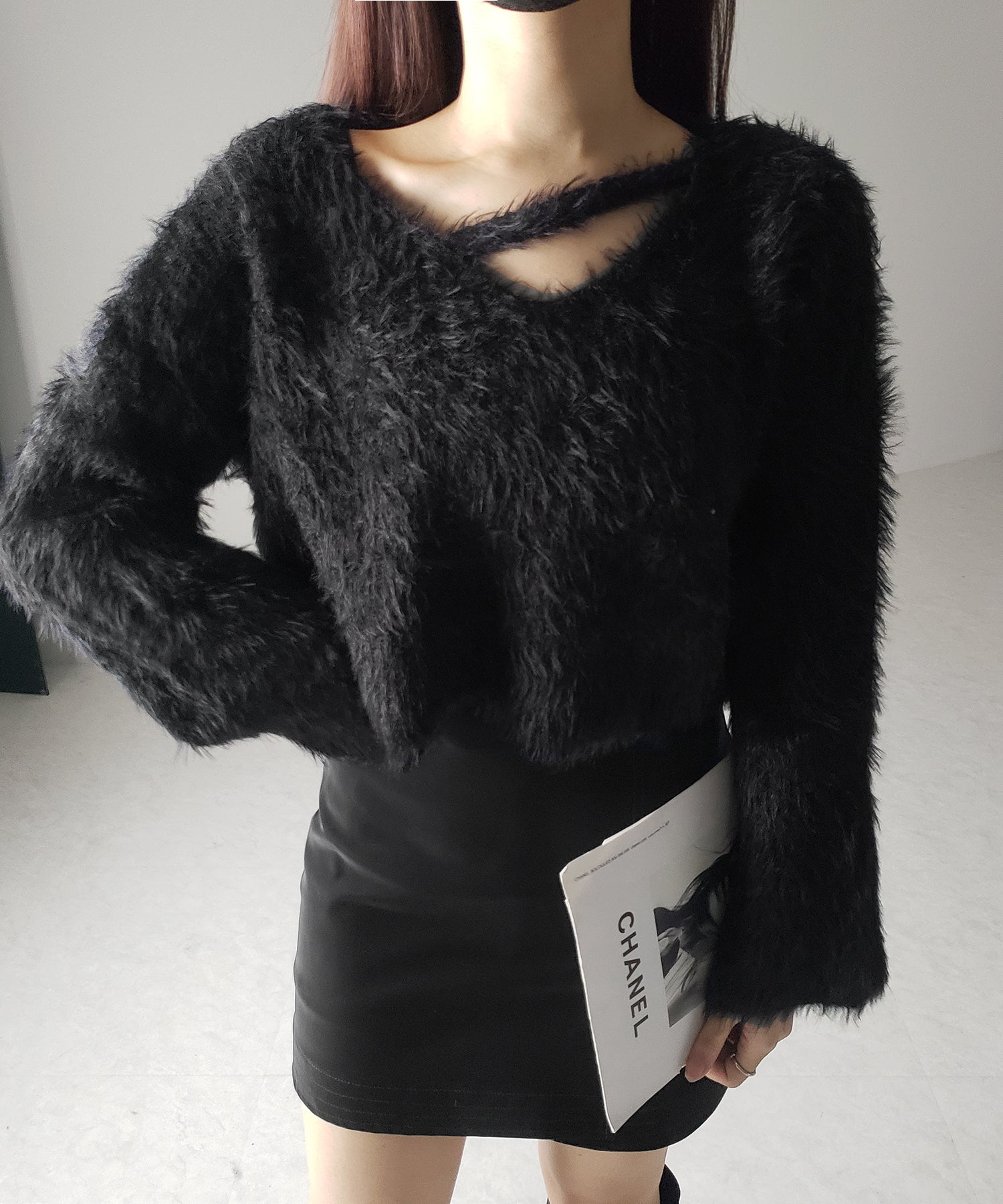 カットアウトショートシャギーニット