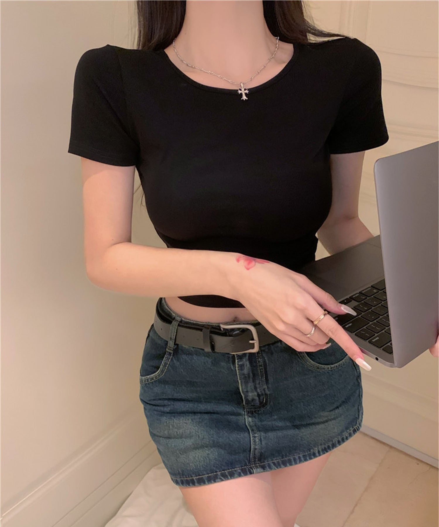 バックストラップショートちびTシャツ