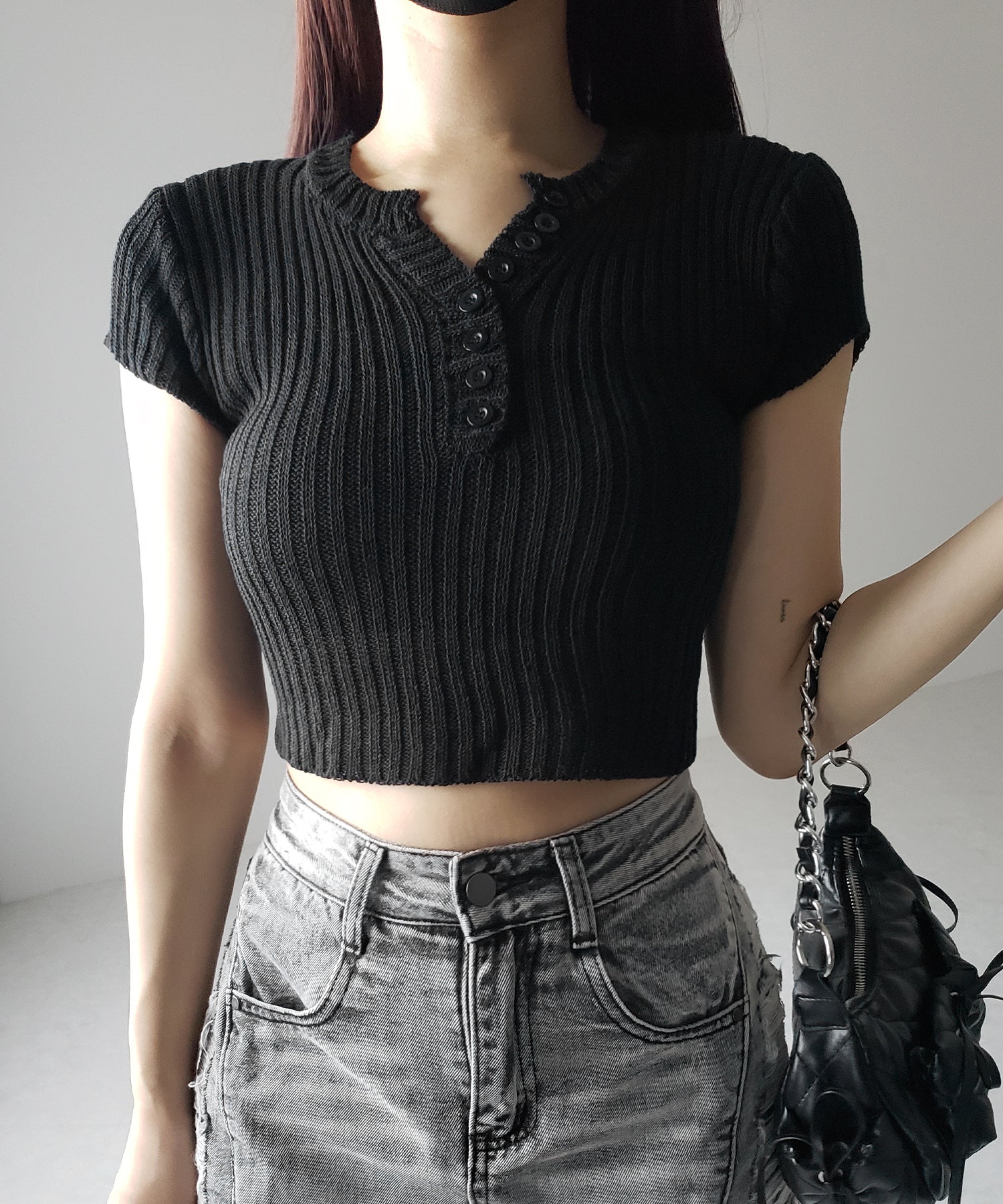 キーネックショートサマーリブニットトップス / Key neck short summer rib knit tops