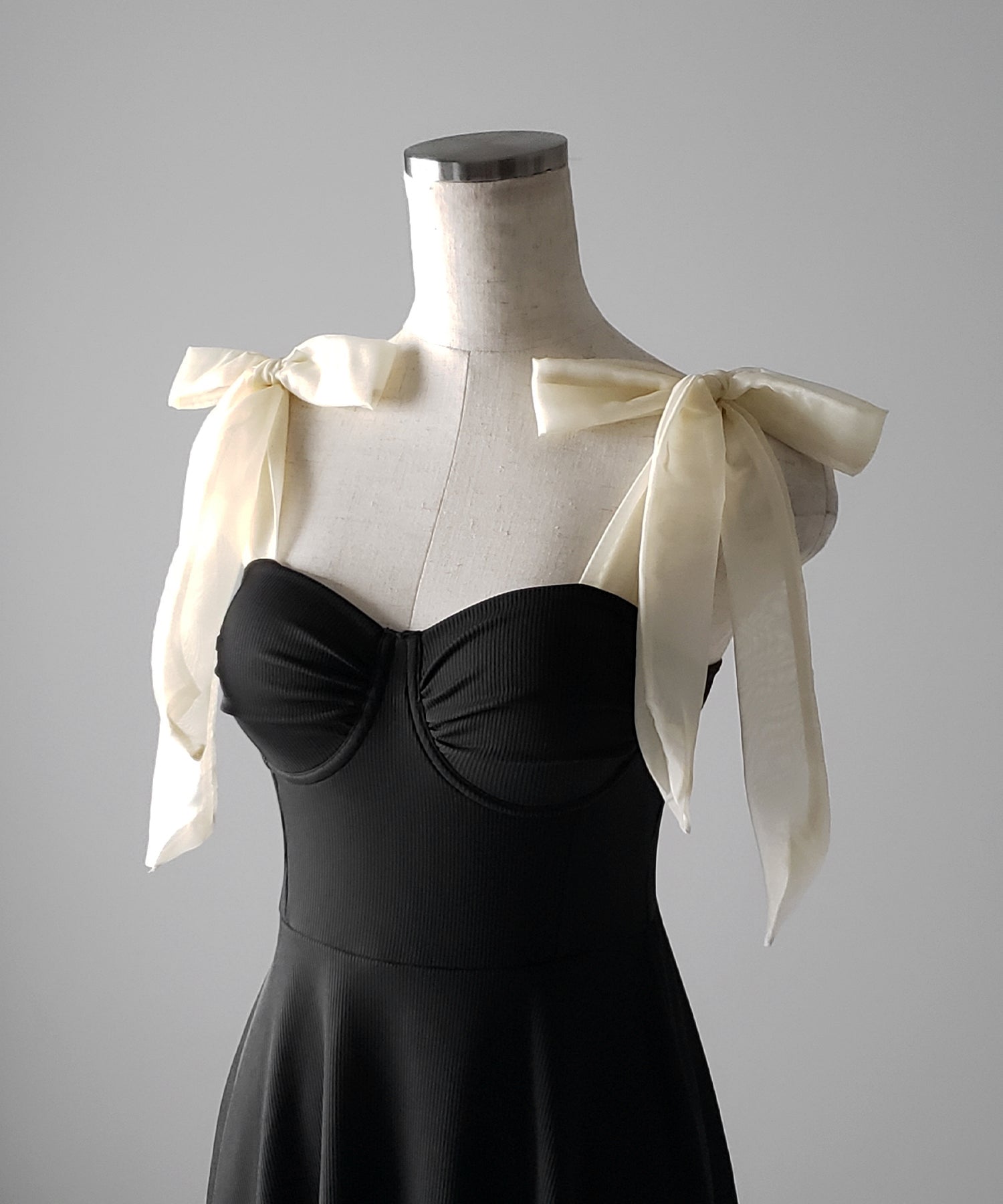 【 レディース水着 】ショルダーリボンバイカラーワンピース水着 / shoulder ribbon bicolor onepiece swimwear