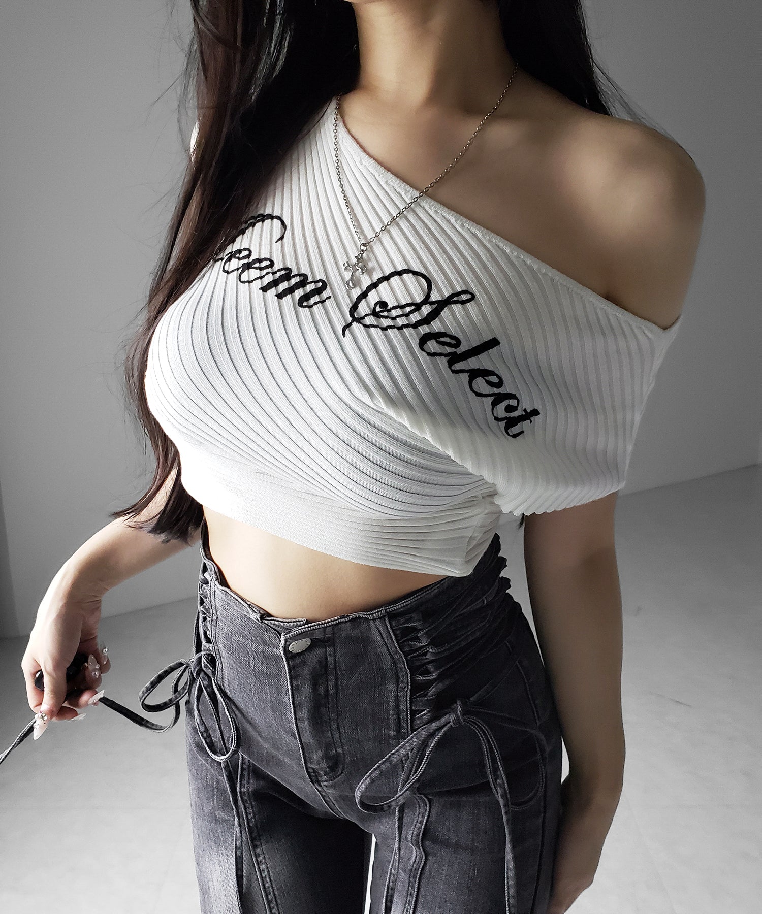 サイドレースアップリボン美脚ストレッチフレアデニム / side laceup ribbon slim leg stretch flare denim