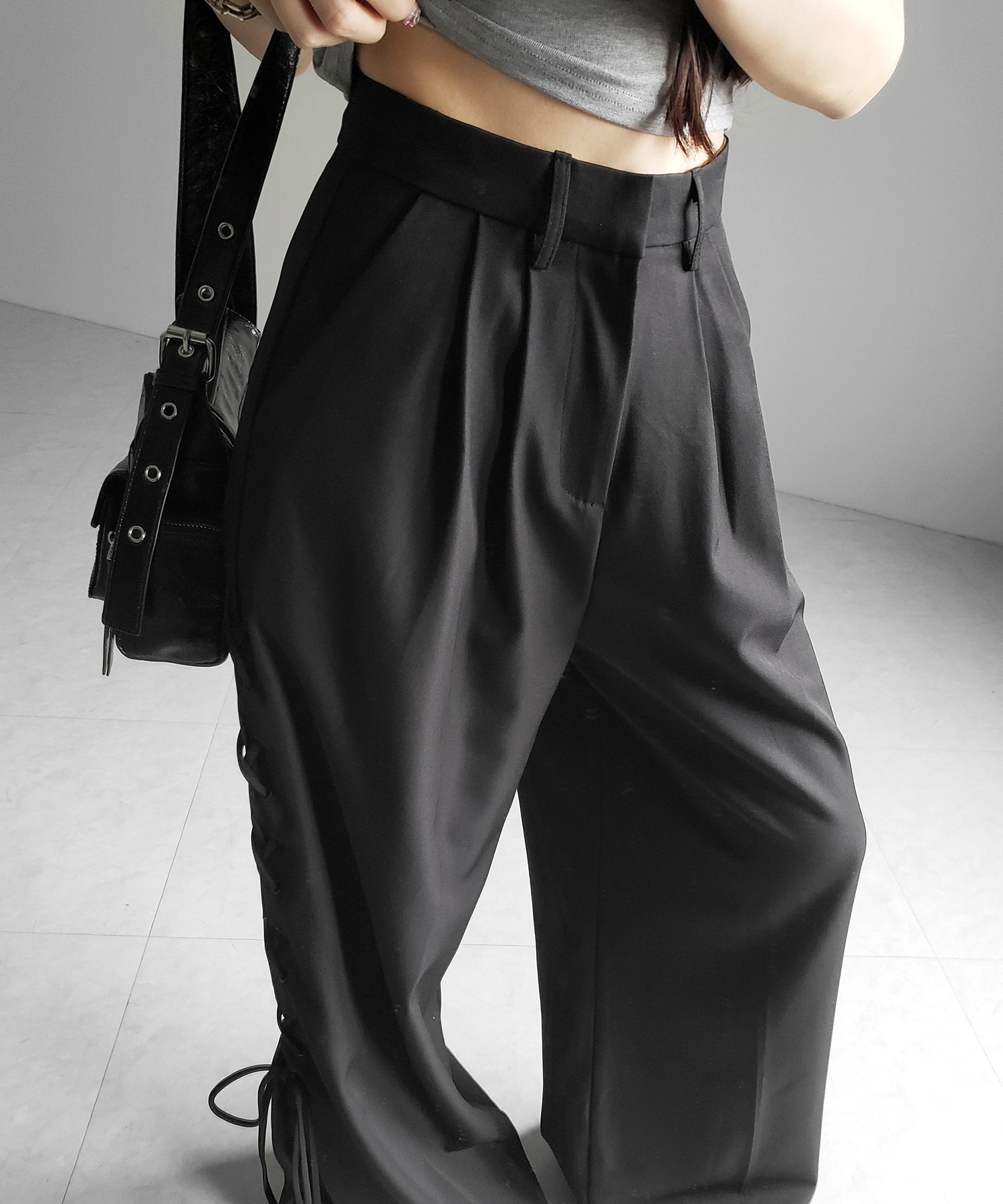 レースアップダブルタックワイドスラックス / laceup double tack wide slacks
