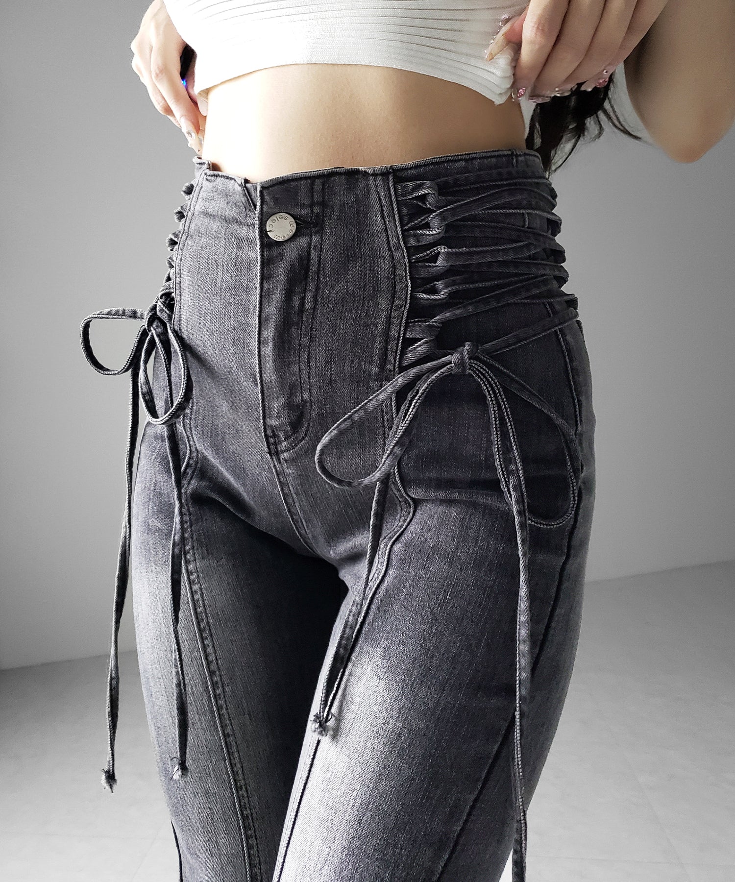 サイドレースアップリボン美脚ストレッチフレアデニム / side laceup ribbon slim leg stretch flare denim