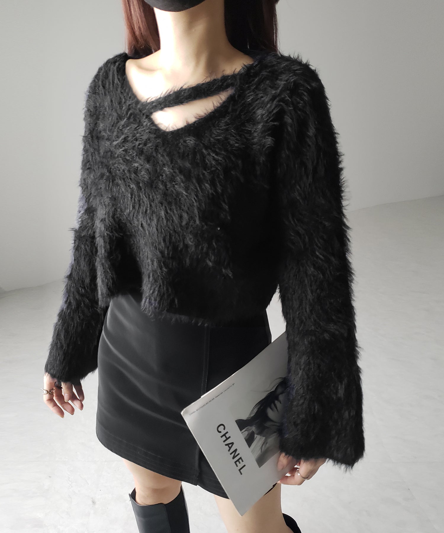 カットアウトショートシャギーニット