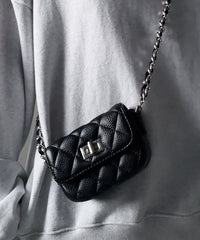 FREE / BLACK