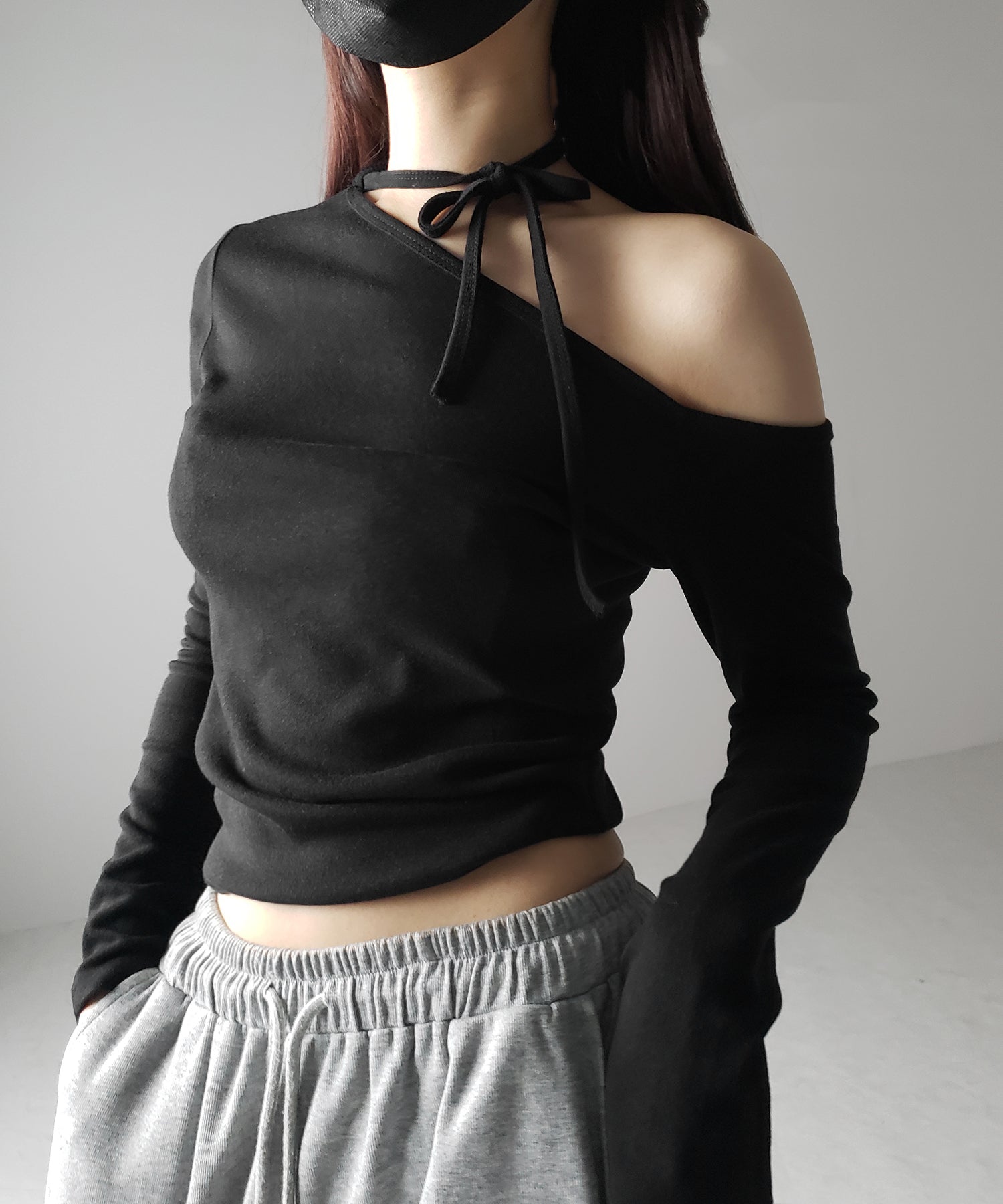 【 2WAY 】ストラップチョーカーリボンワンショルダーTシャツ